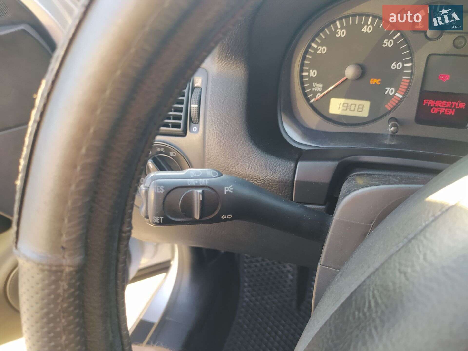 Volkswagen Golf 2004 VIN WVWZZZ1JZ4W171053 фото оголошення 54 з 70