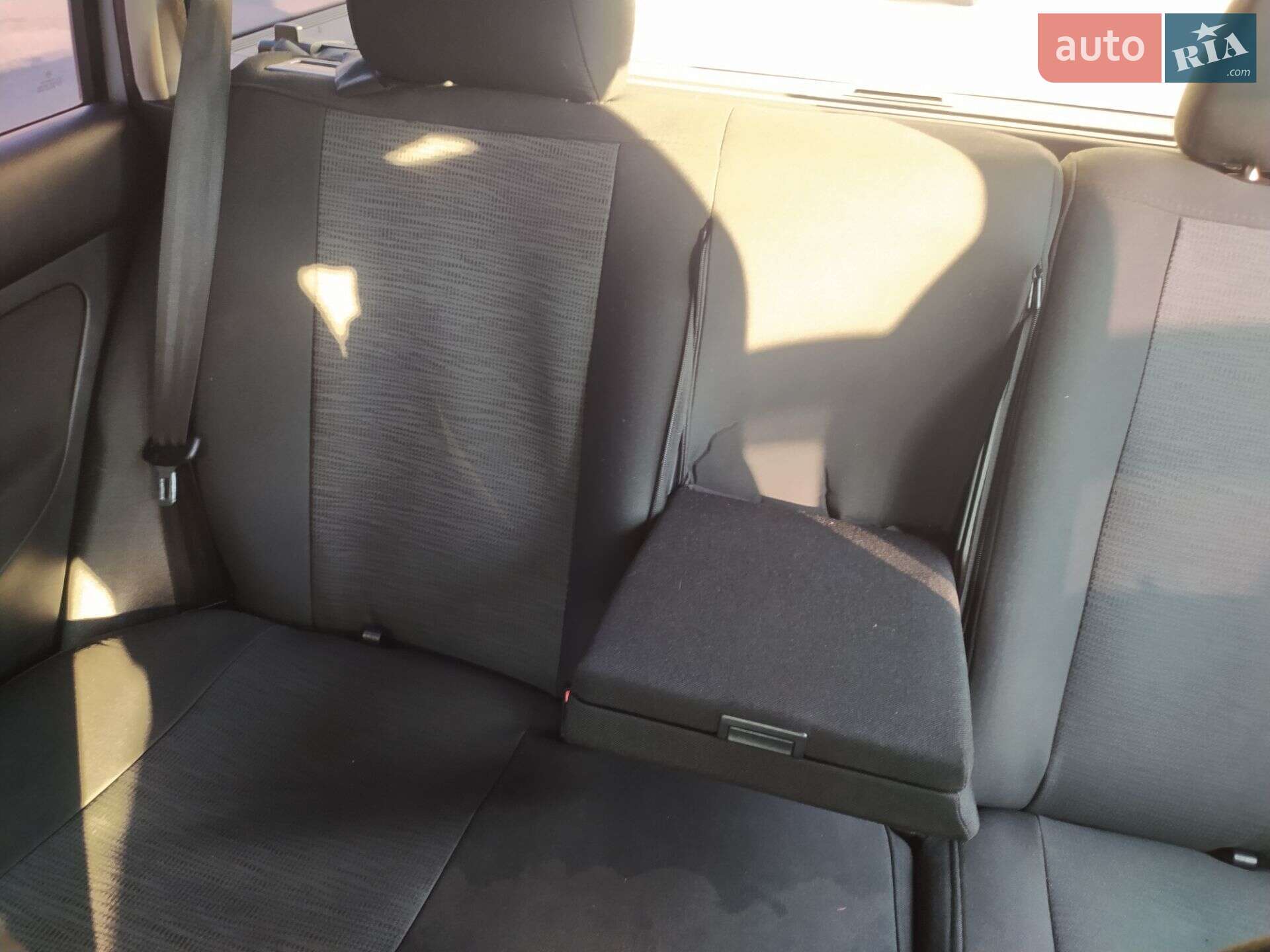 Volkswagen Golf 2004 VIN WVWZZZ1JZ4W171053 фото оголошення 58 з 70