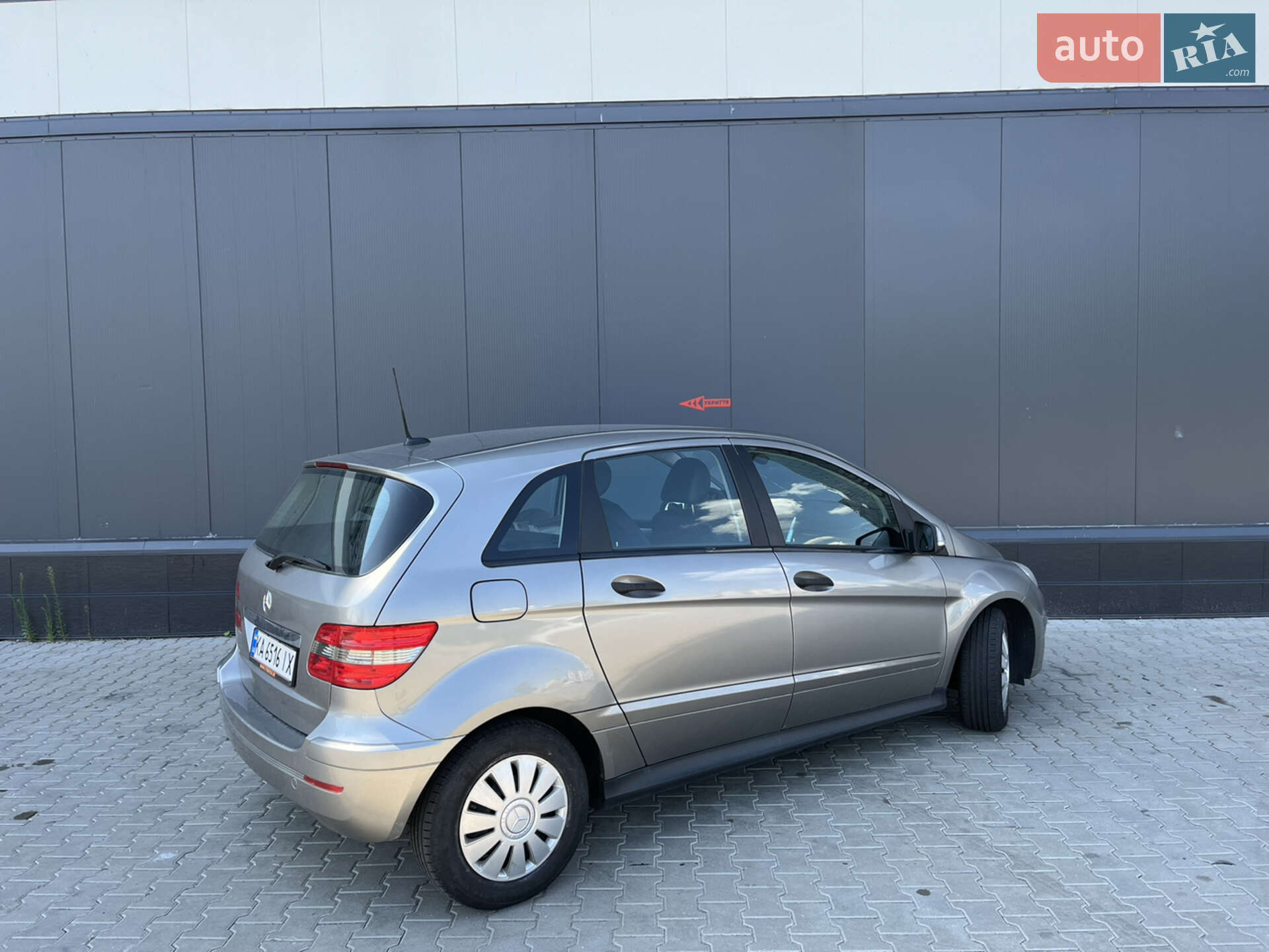 Mercedes-Benz B-Class 2005 VIN WDD2452311J054153 фото оголошення 13 з 44