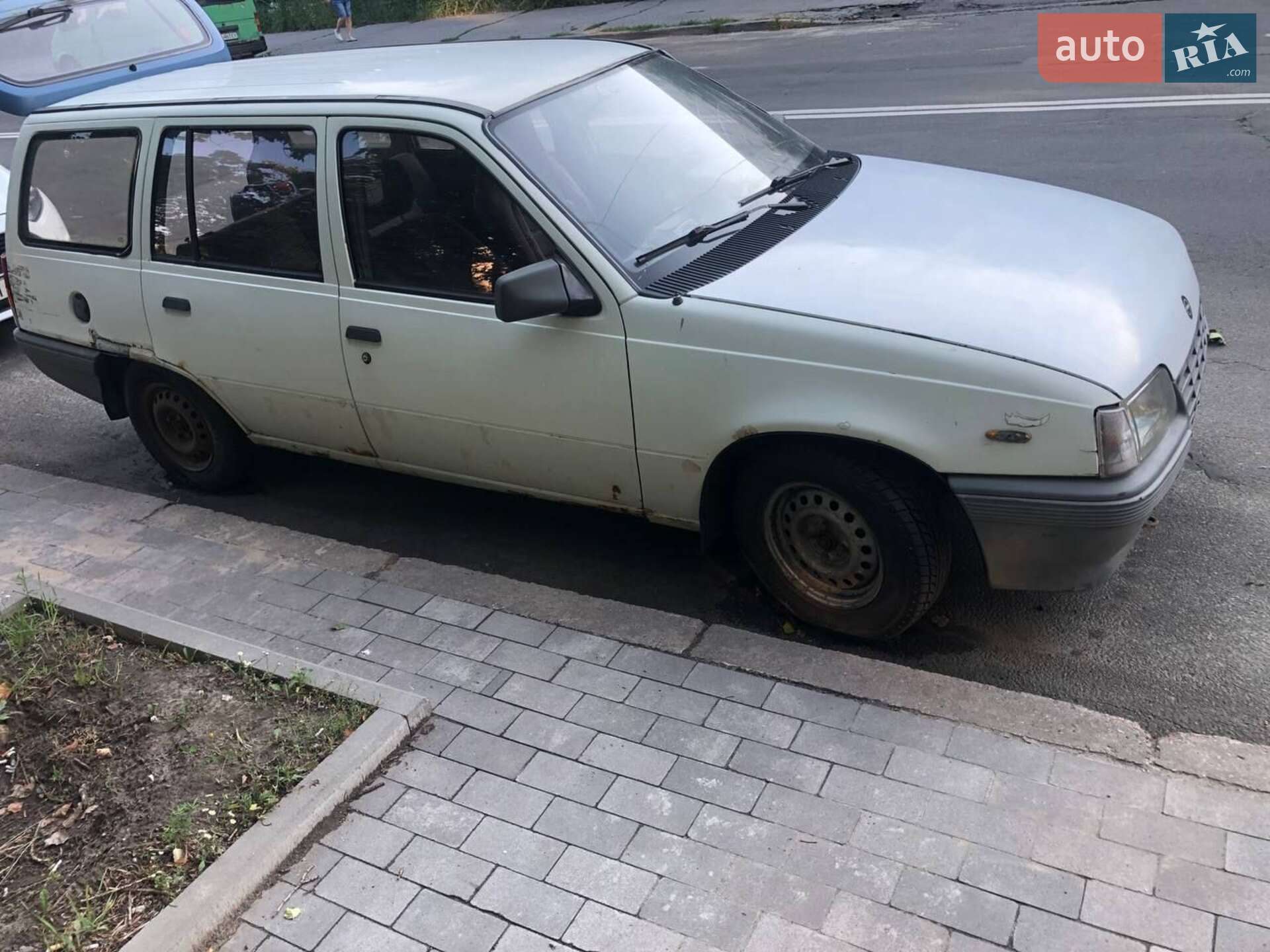 Opel Kadett 1986 VIN W0L000036G2704123 фото оголошення 5 з 7