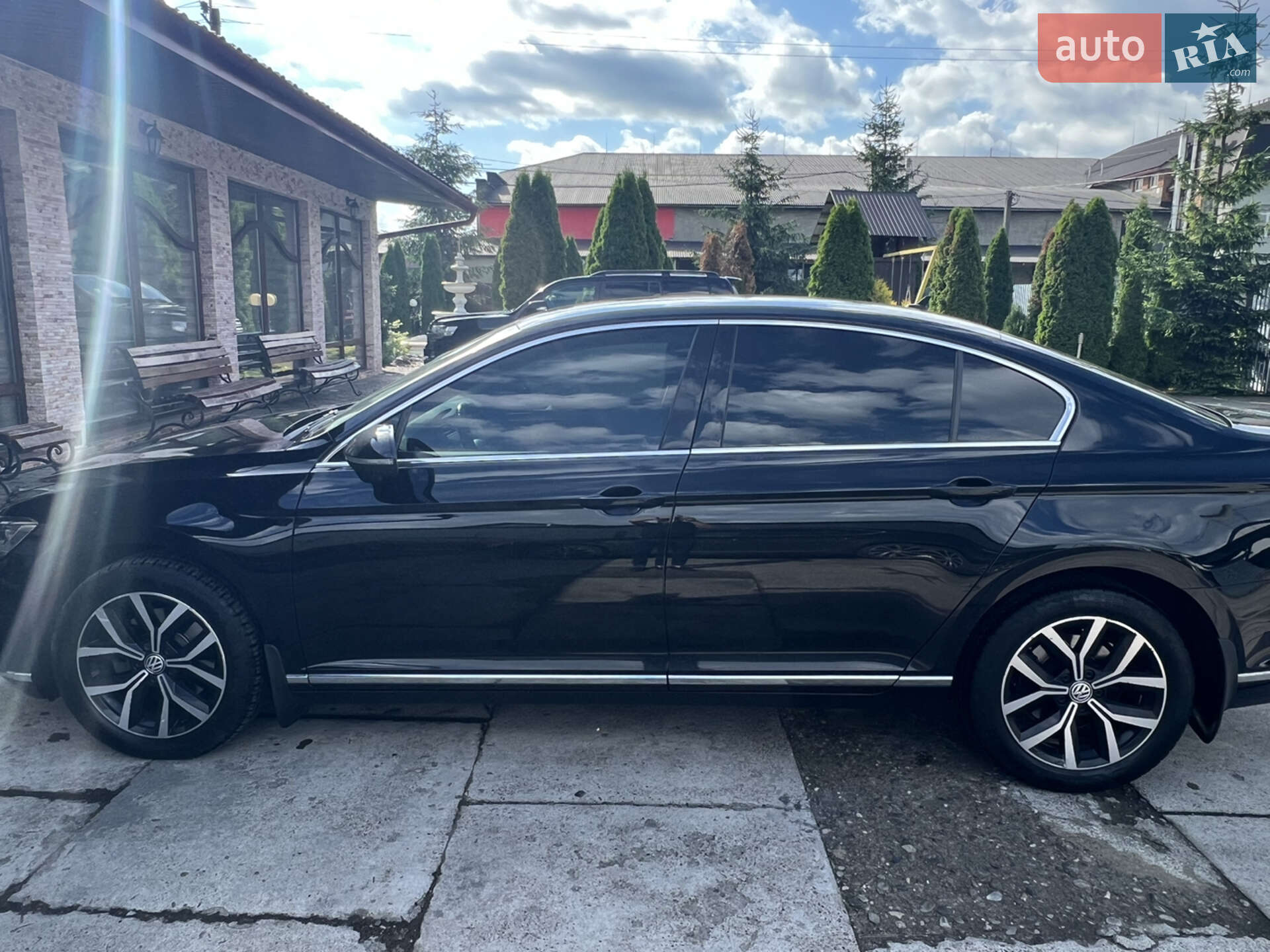 Volkswagen Passat 2018 VIN WVWZZZ3CZJE121423 фото оголошення 4 з 17