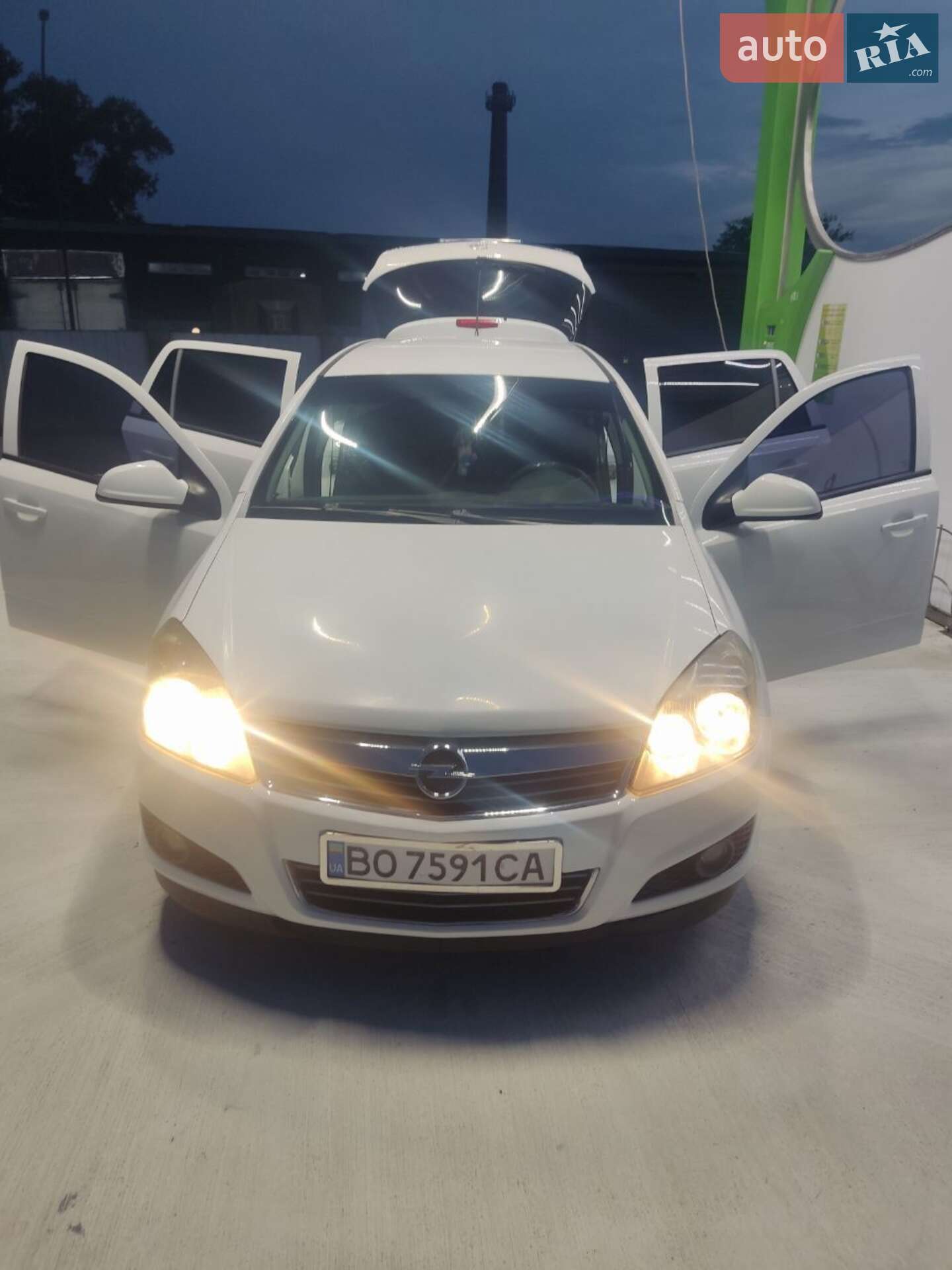 Opel Astra 2011 VIN W0L0AHL35C2018798 фото оголошення 4 з 23