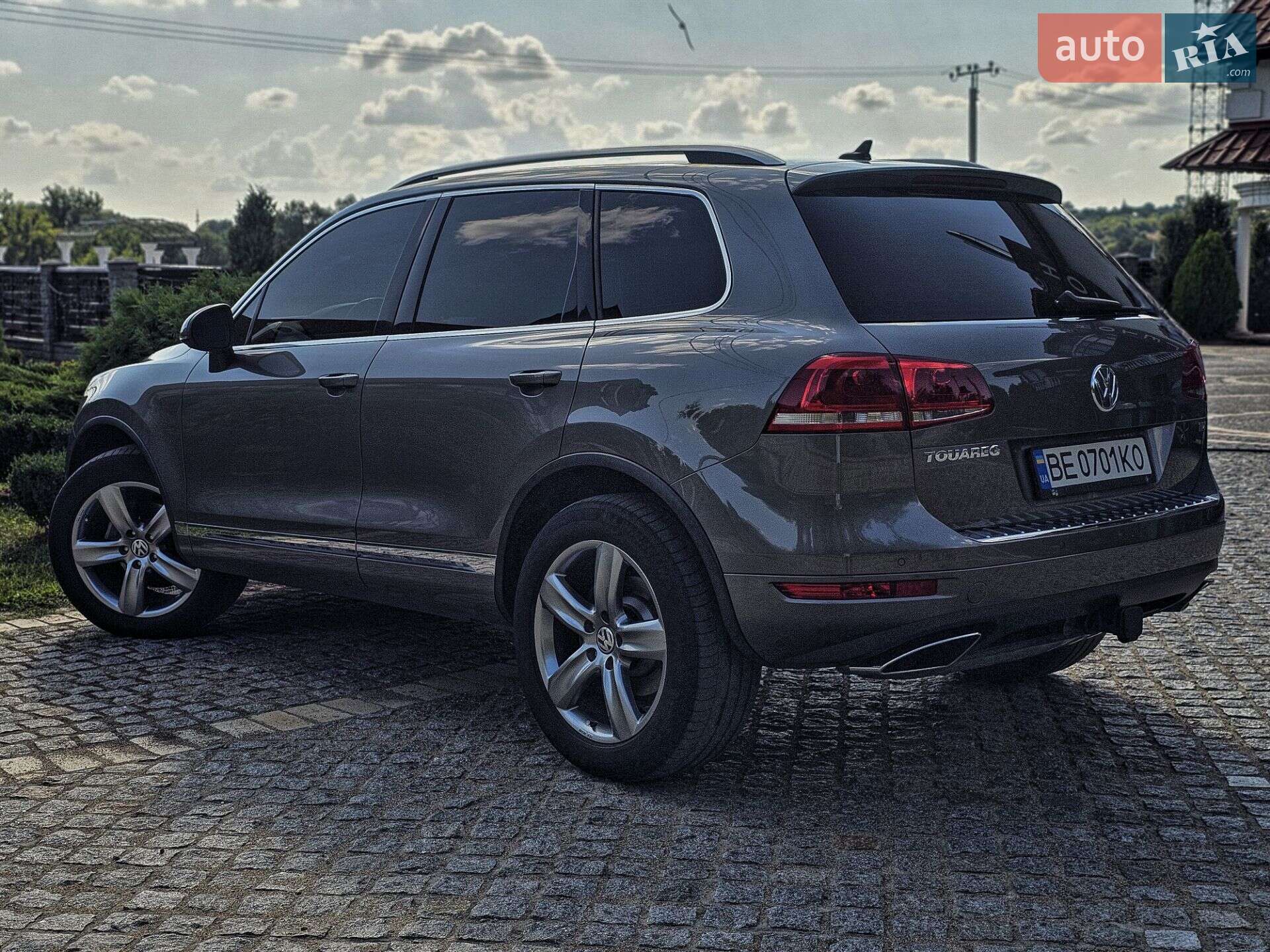 Volkswagen Touareg 2011 VIN WVGFK9BP5CD002595 фото оголошення 2 з 36