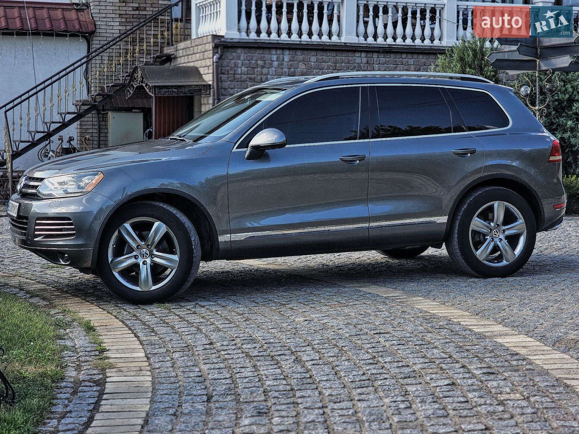 Volkswagen Touareg 2011 VIN WVGFK9BP5CD002595 фото оголошення 12 з 36