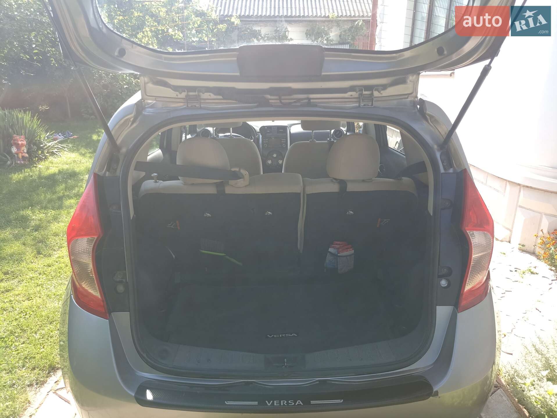 Nissan Versa 2013 VIN 3N1CE2CP1EL368378 фото оголошення 10 з 29
