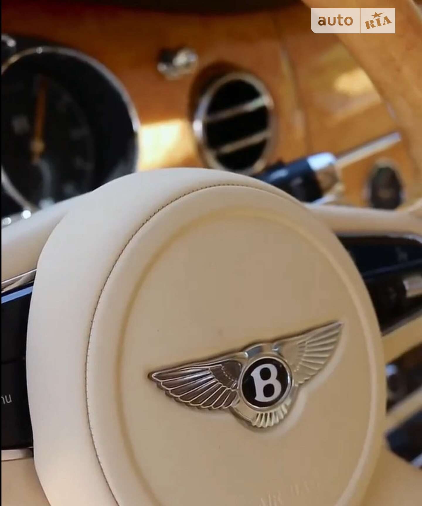 Bentley Mulsanne 2012 VIN SCBBA63Y3DC017375 фото оголошення 4 з 5