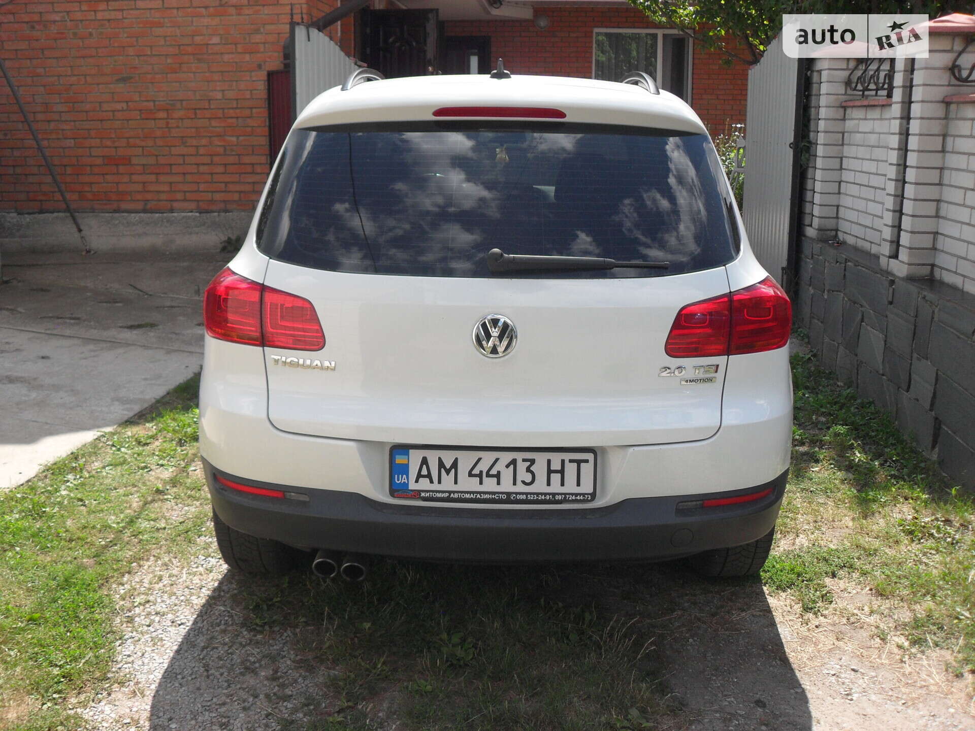 Volkswagen Tiguan 2015 VIN WVGBV7AX2FW582151 фото оголошення 3 з 11