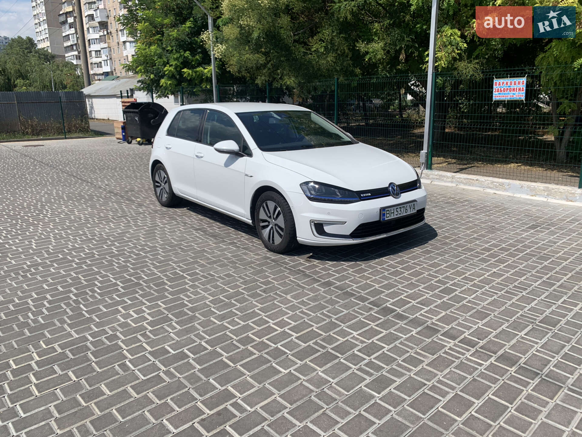 Volkswagen e-Golf 2015 VIN WVWZZZAUZFW910542 фото оголошення 27 з 33