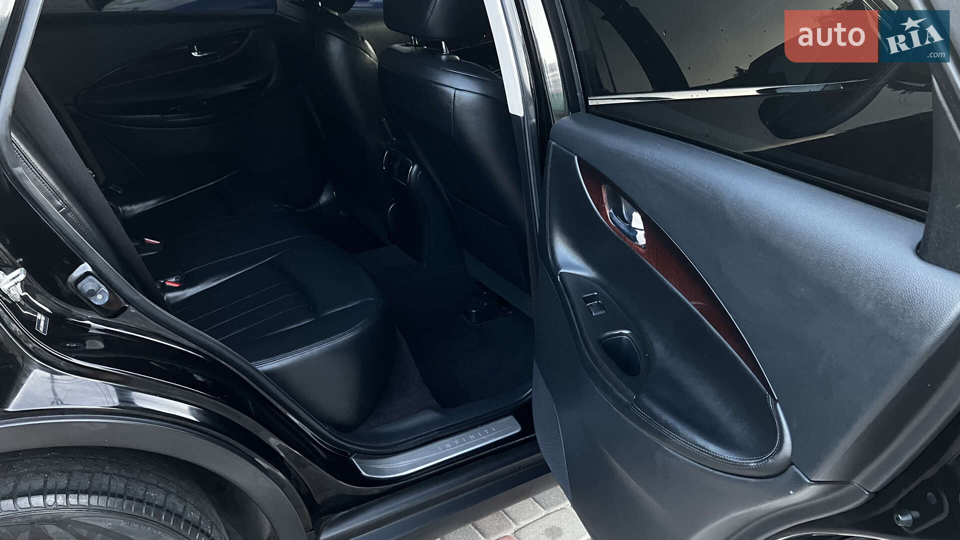 Infiniti QX50 2017 VIN JN1BJ0RR9HM415087 фото оголошення 17 з 36
