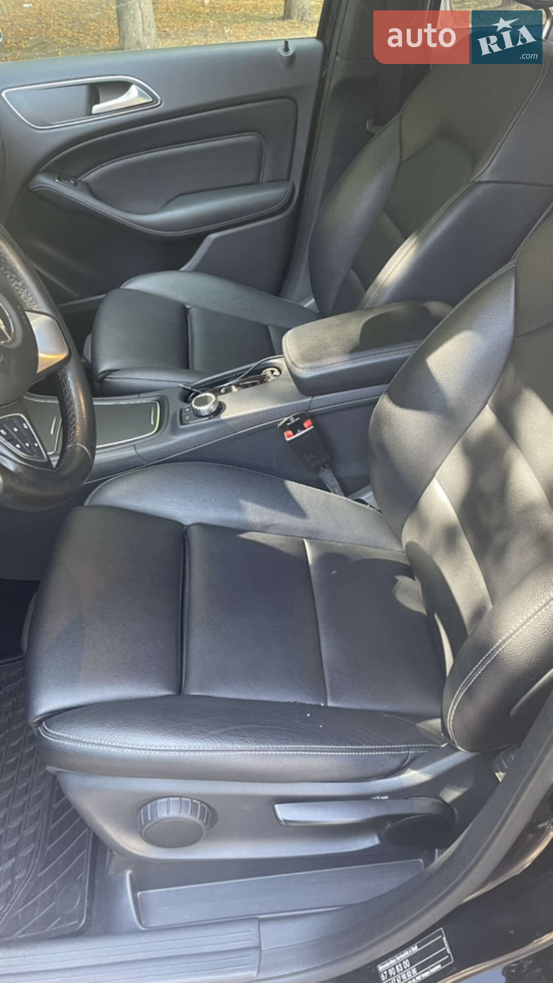 Mercedes-Benz B-Class 2016 VIN WDD2428901J013526 фото оголошення 13 з 15