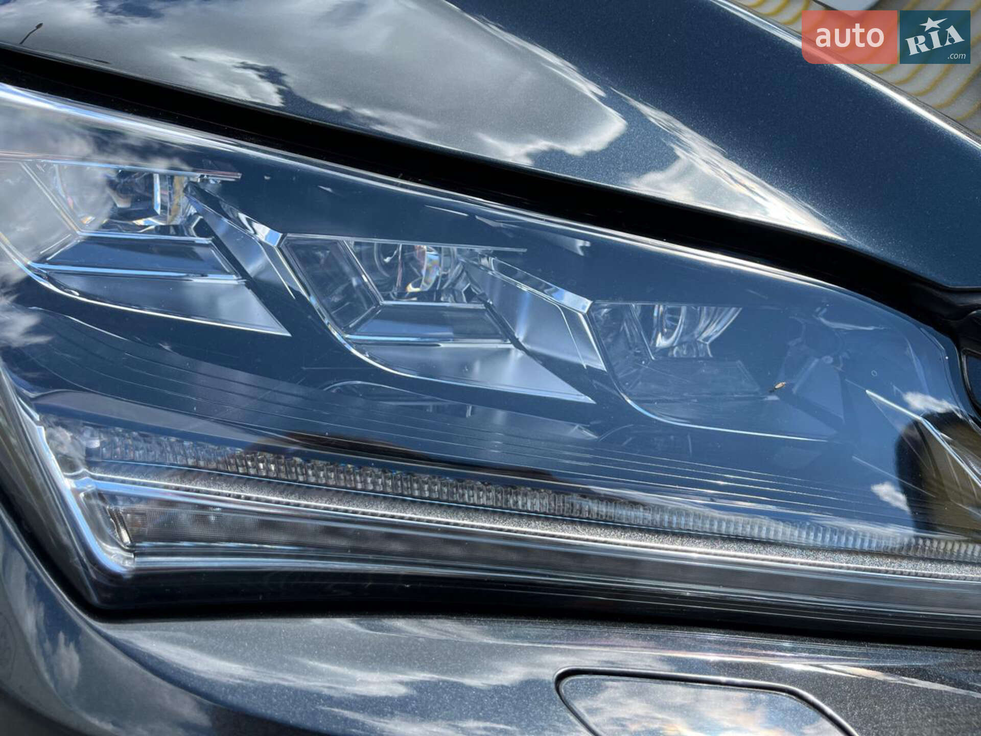 Lexus RX 2019 VIN 2T2BGMCA5KC039591 фото оголошення 10 з 34