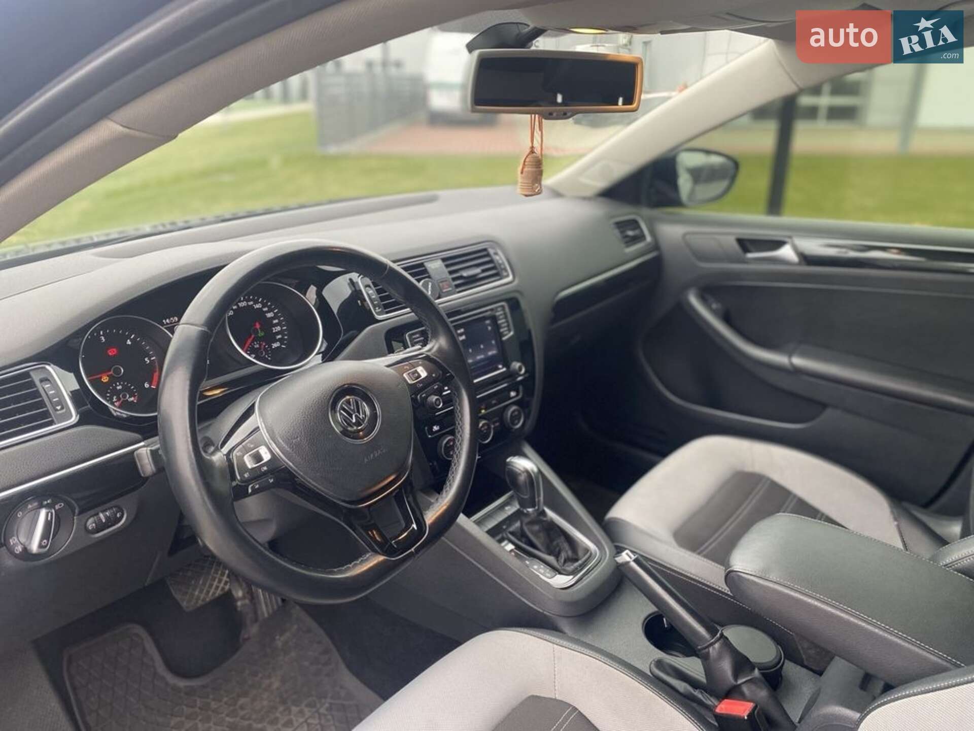Volkswagen Jetta 2016 VIN WVWZZZ16ZGM009620 фото оголошення 8 з 23