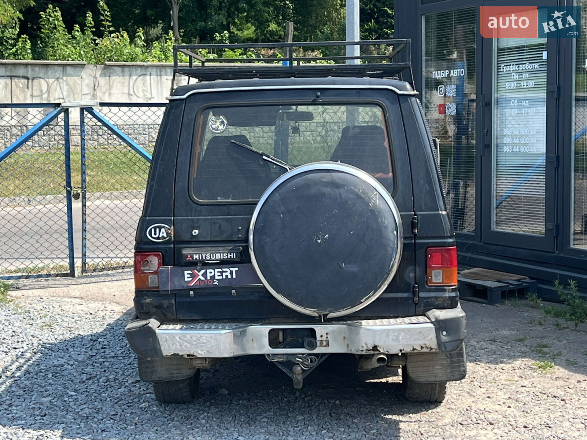 Mitsubishi Pajero 1988 VIN JMBL042GVDY400990 фото оголошення 5 з 13