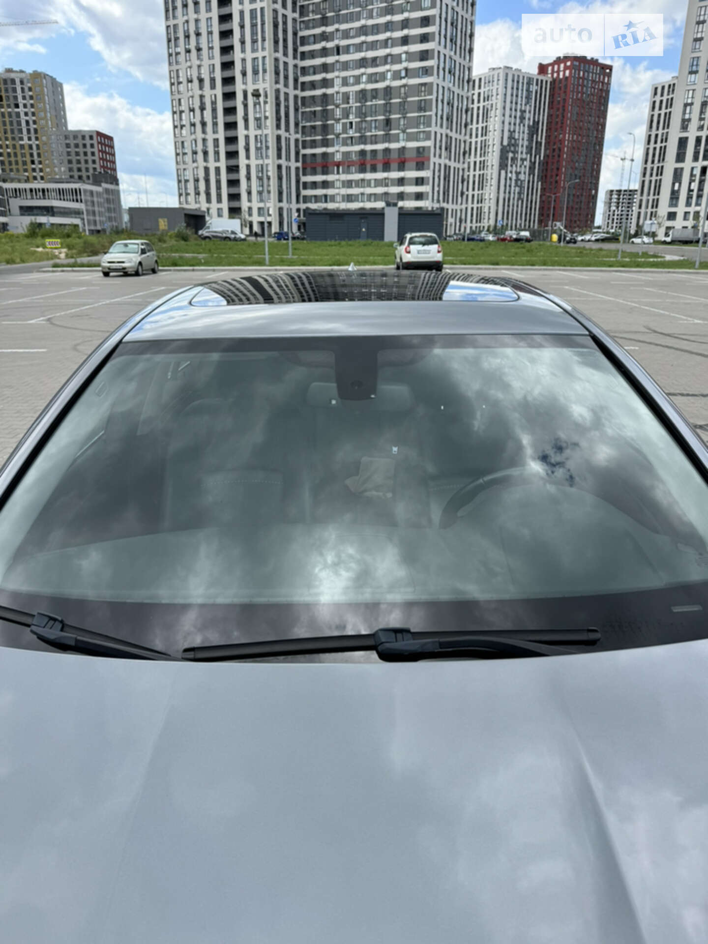 BMW 5 Series 2016 VIN WBA5B1C53GG553138 фото оголошення 3 з 39