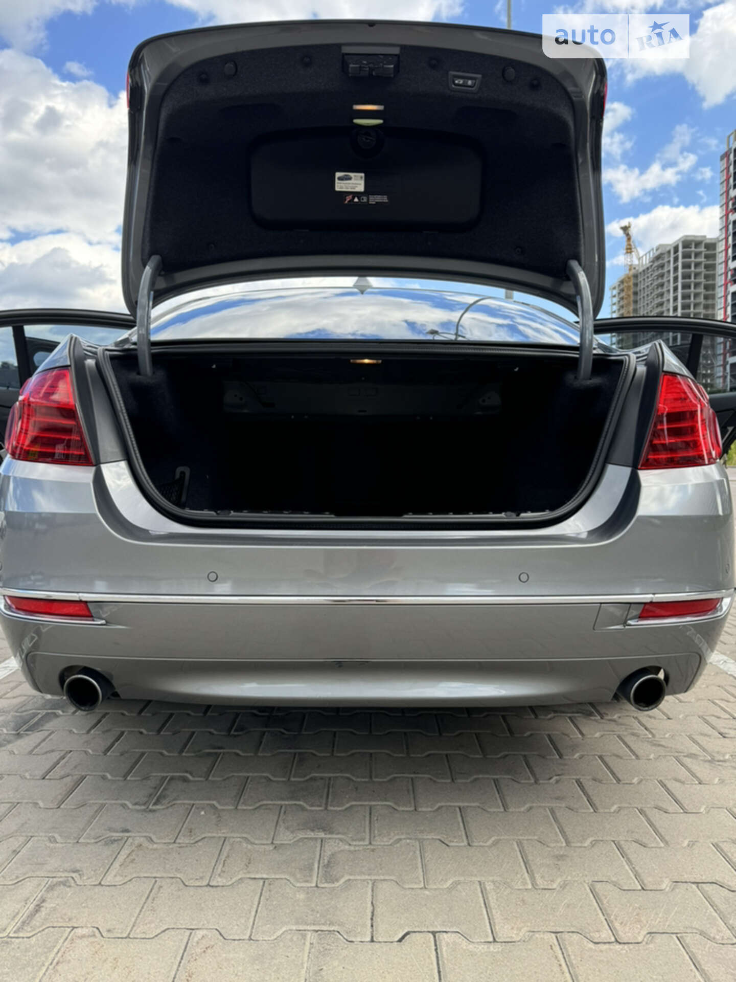 BMW 5 Series 2016 VIN WBA5B1C53GG553138 фото оголошення 22 з 39