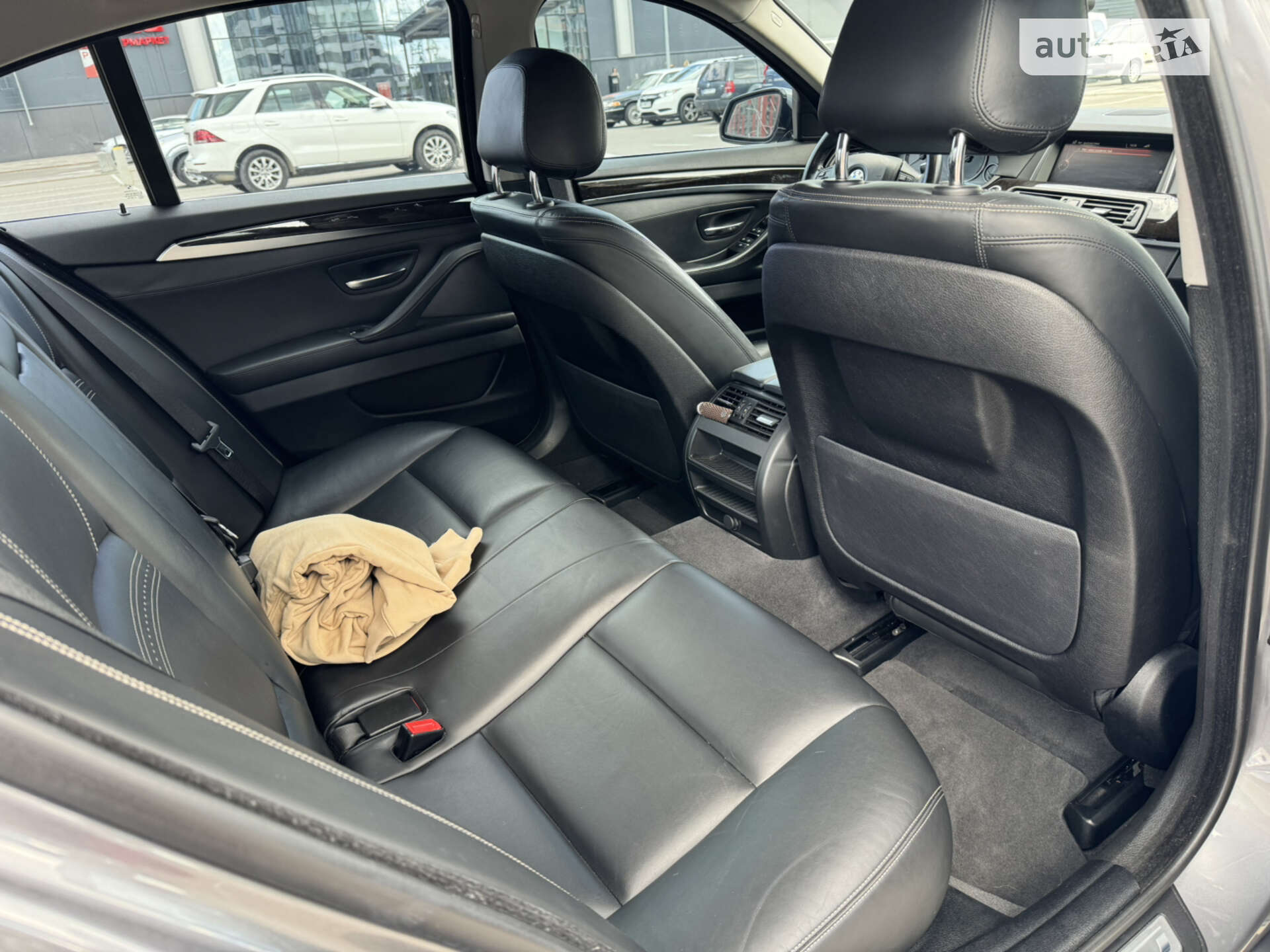BMW 5 Series 2016 VIN WBA5B1C53GG553138 фото оголошення 32 з 39