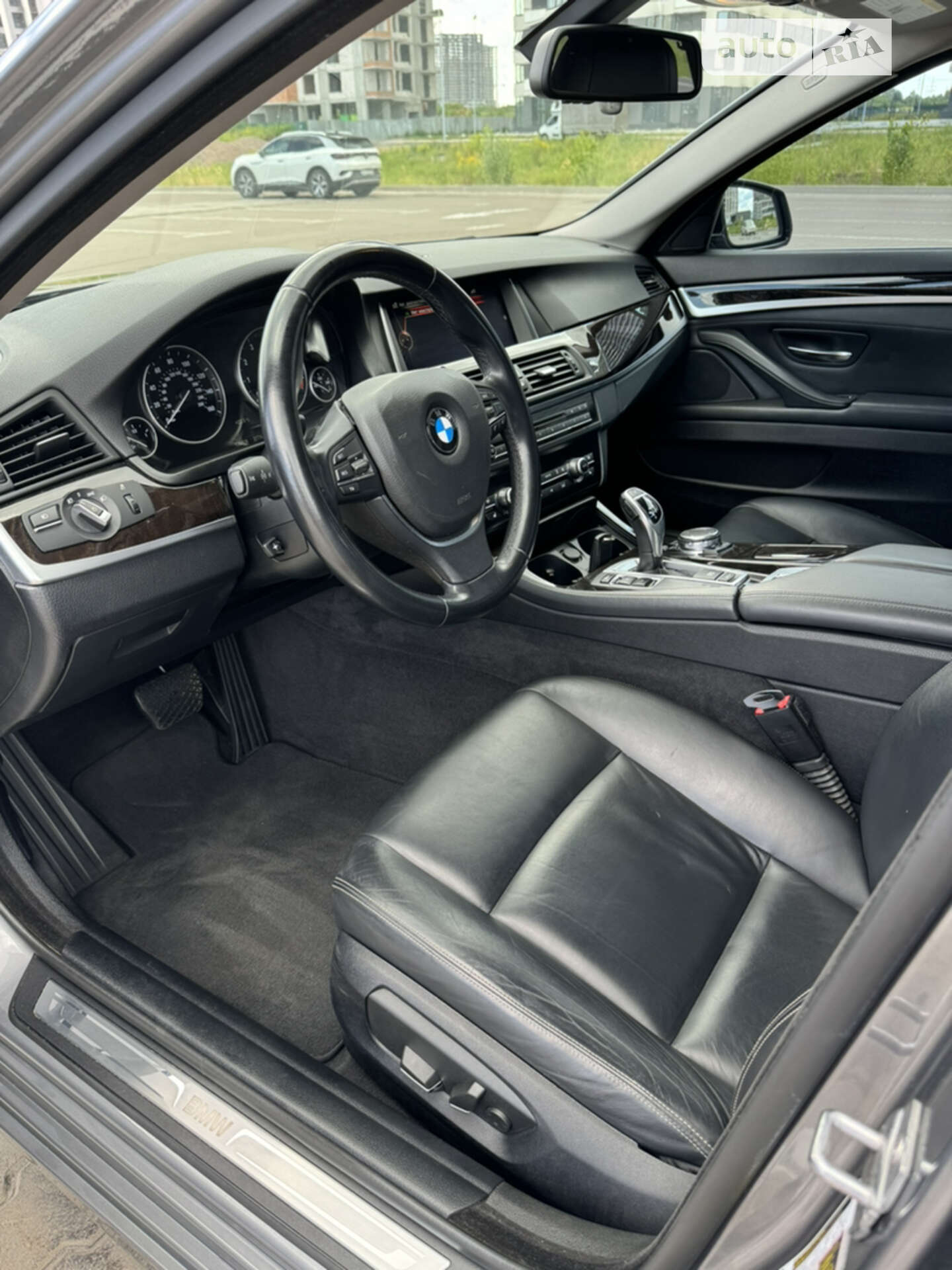 BMW 5 Series 2016 VIN WBA5B1C53GG553138 фото оголошення 39 з 39