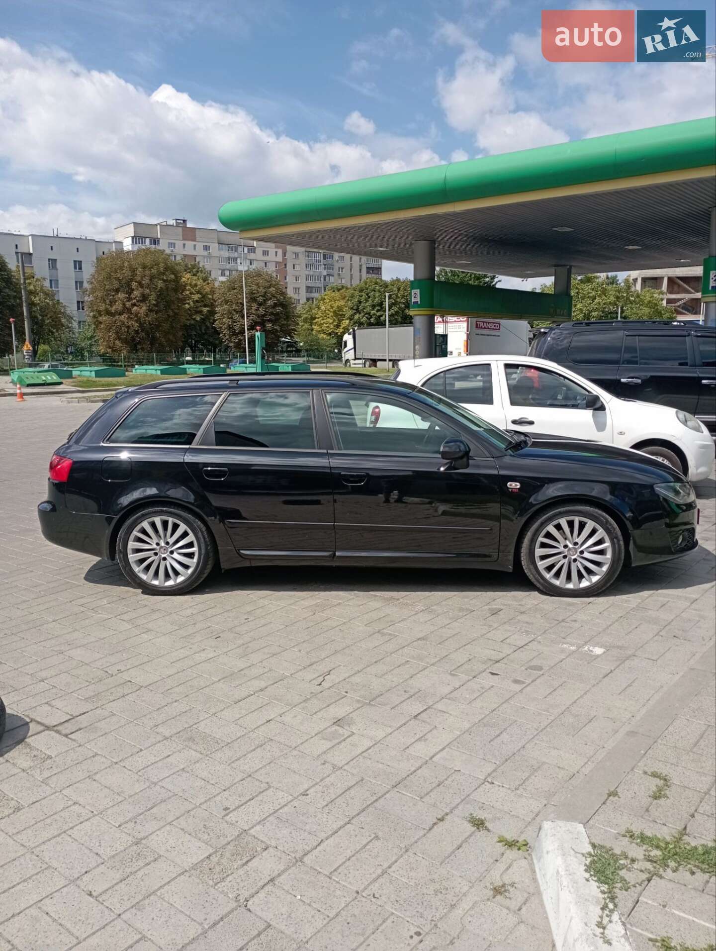 SEAT Exeo ST 2012 VIN VSSZZZ3RZCR009520 фото оголошення 2 з 15