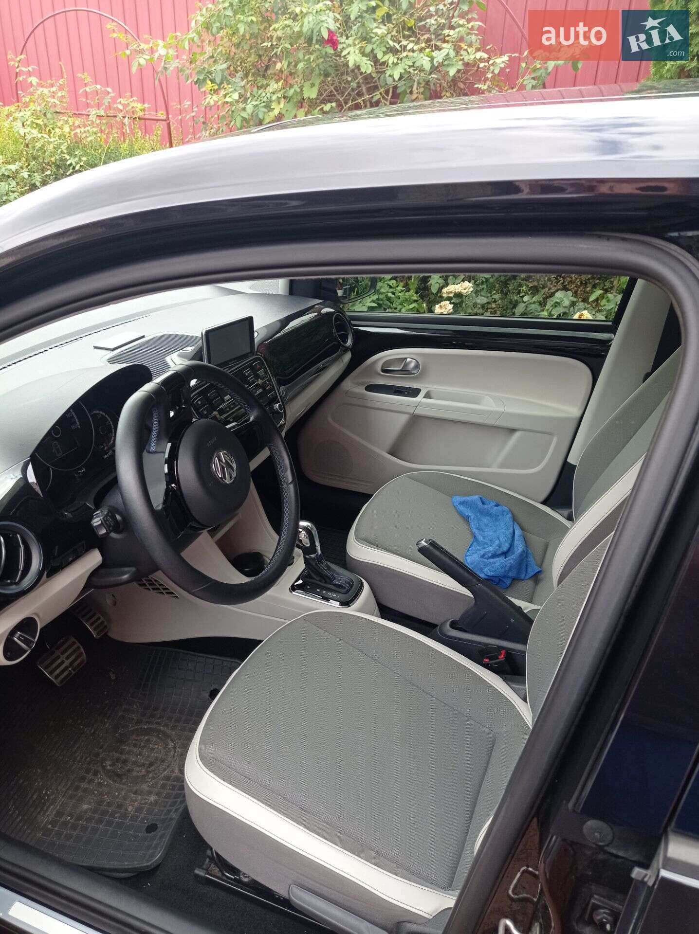 Volkswagen e-Up 2014 VIN WVWZZZAAZED903492 фото оголошення 6 з 14