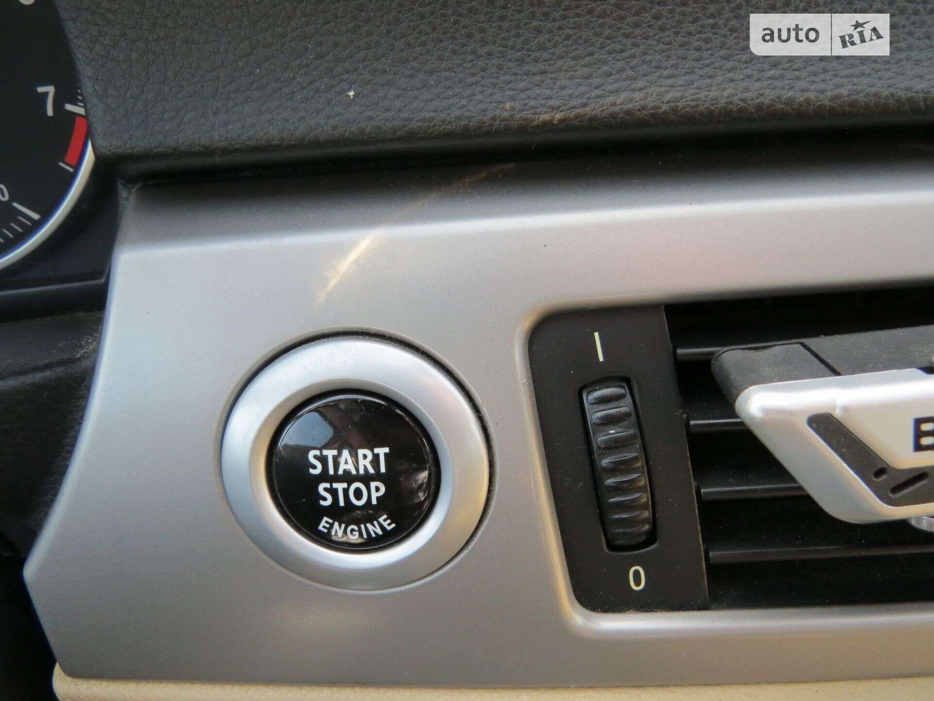 BMW 3 Series 2007 VIN WBAVR91050A100777 фото оголошення 7 з 20