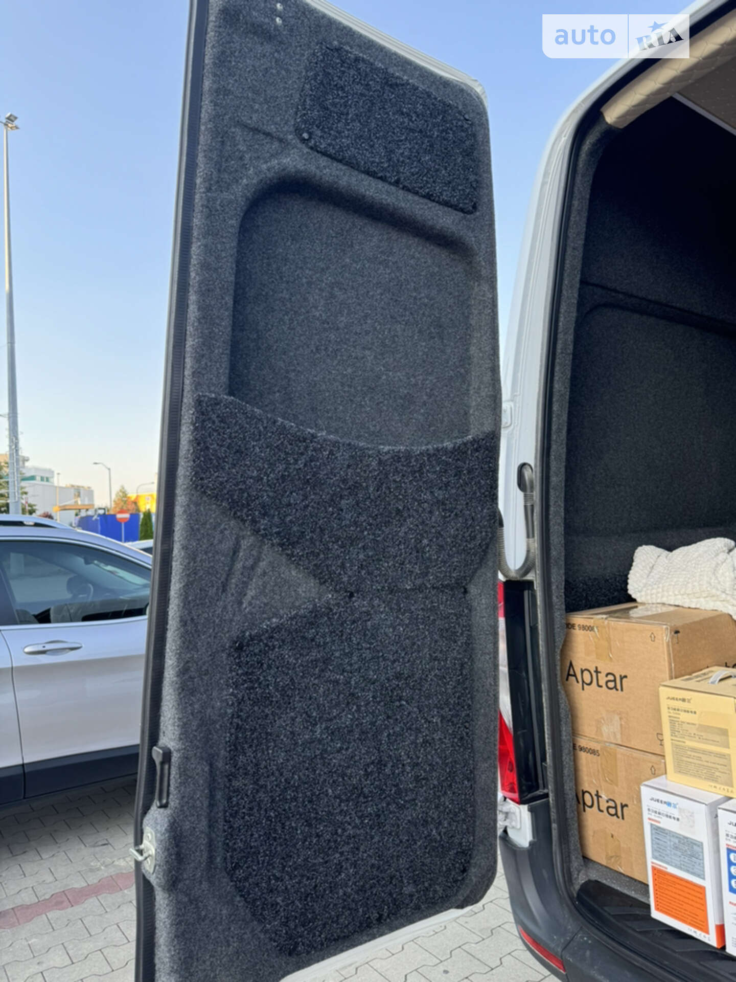 Mercedes-Benz Sprinter 2022 VIN W1V9076351P493410 фото оголошення 49 з 51