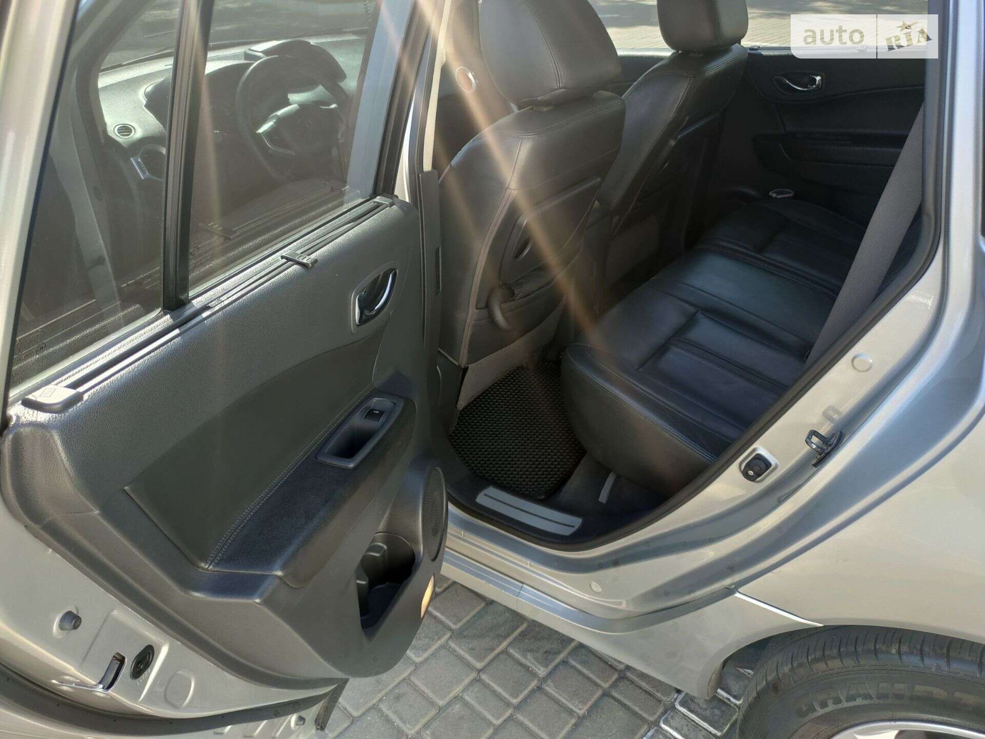 Renault Koleos 2008 VIN VF1VY0C0VUC284900 фото оголошення 4 з 11