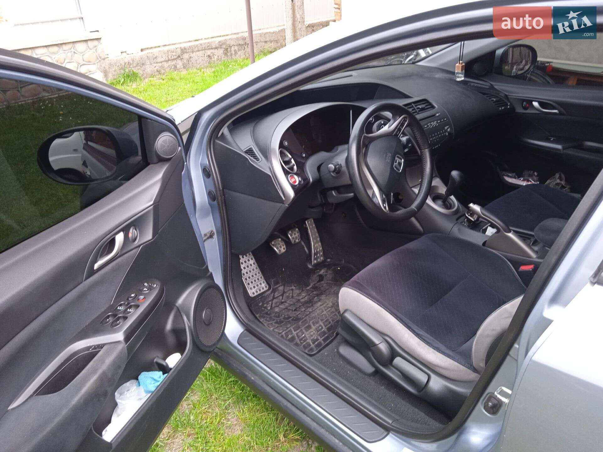 Honda Civic 2008 VIN SHHFK28608U007956 фото оголошення 4 з 9