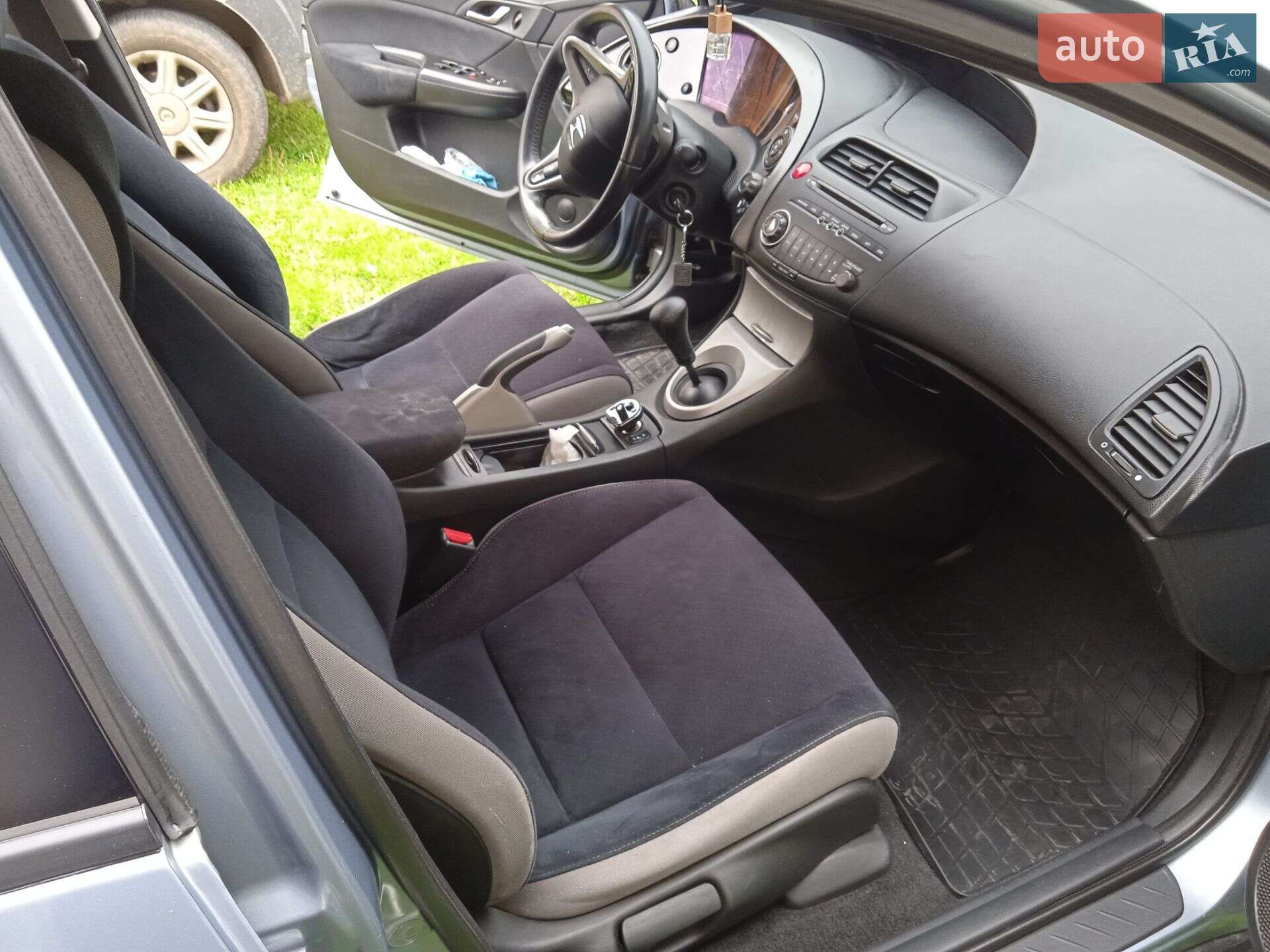 Honda Civic 2008 VIN SHHFK28608U007956 фото оголошення 8 з 9
