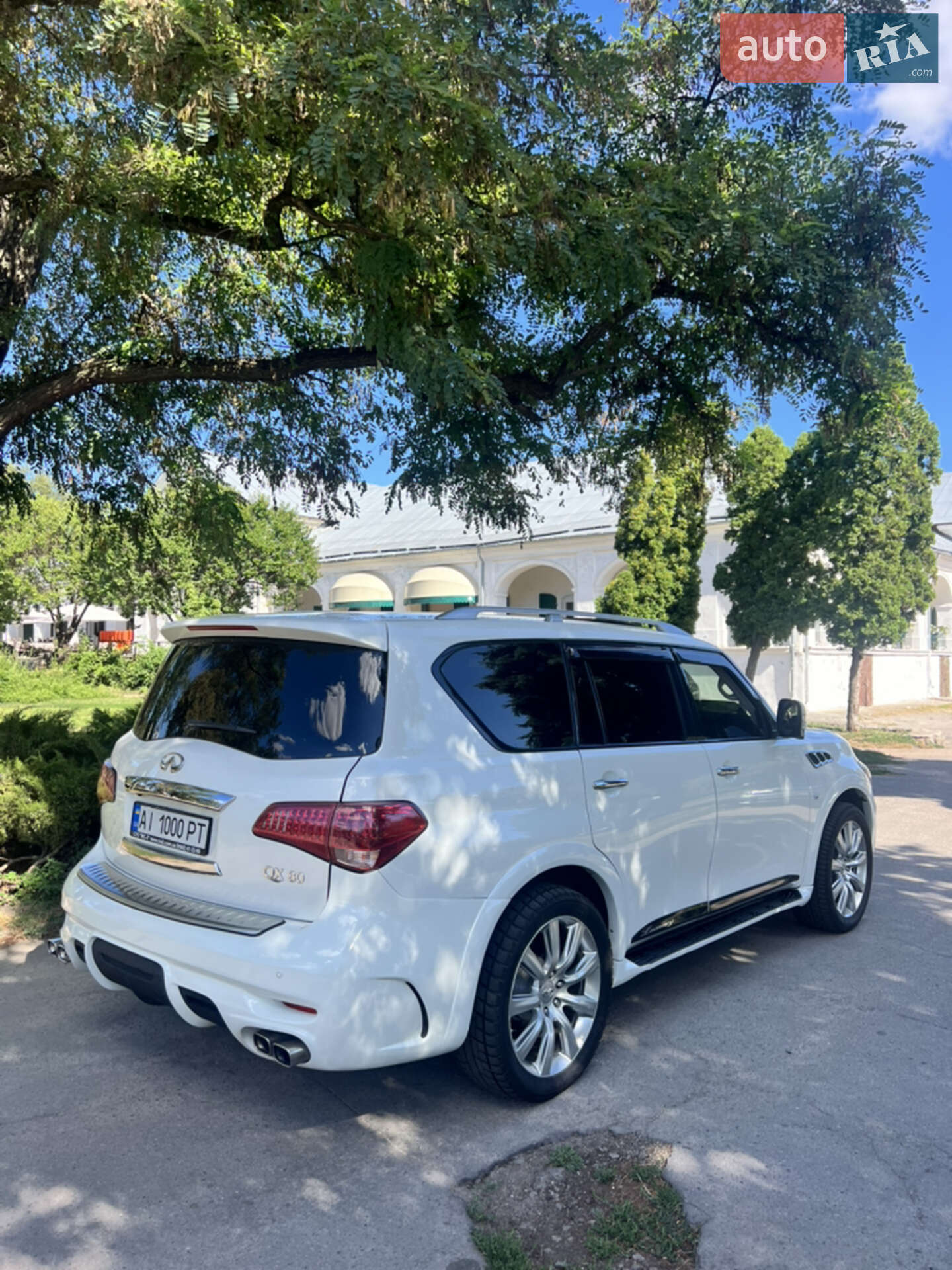 Infiniti QX56 2011 VIN JN1JANZ62U0001087 фото оголошення 10 з 19