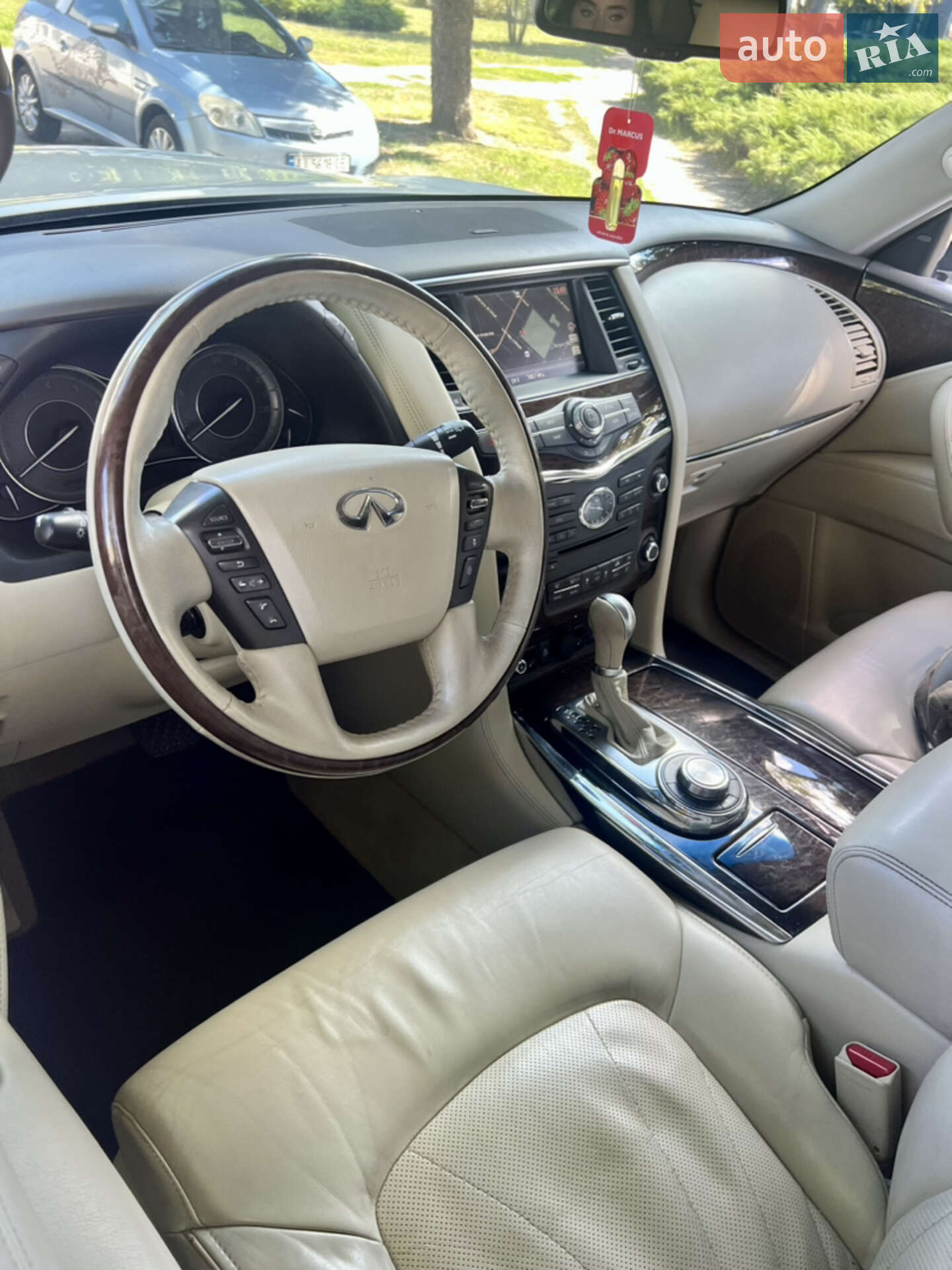 Infiniti QX56 2011 VIN JN1JANZ62U0001087 фото оголошення 14 з 19