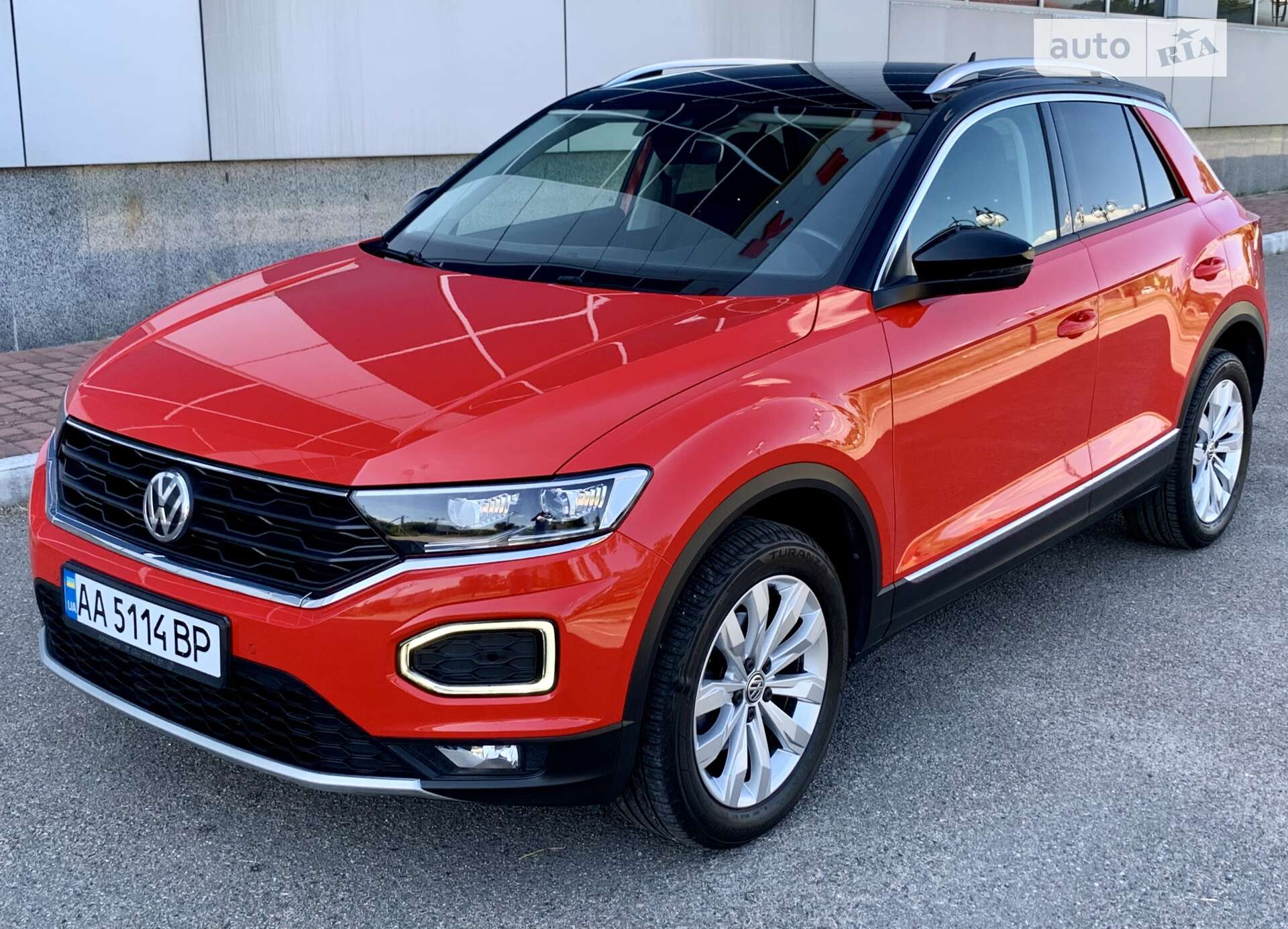 Volkswagen T-Roc 2019 VIN WVGZZZA1ZKV174398 фото оголошення 10 з 56