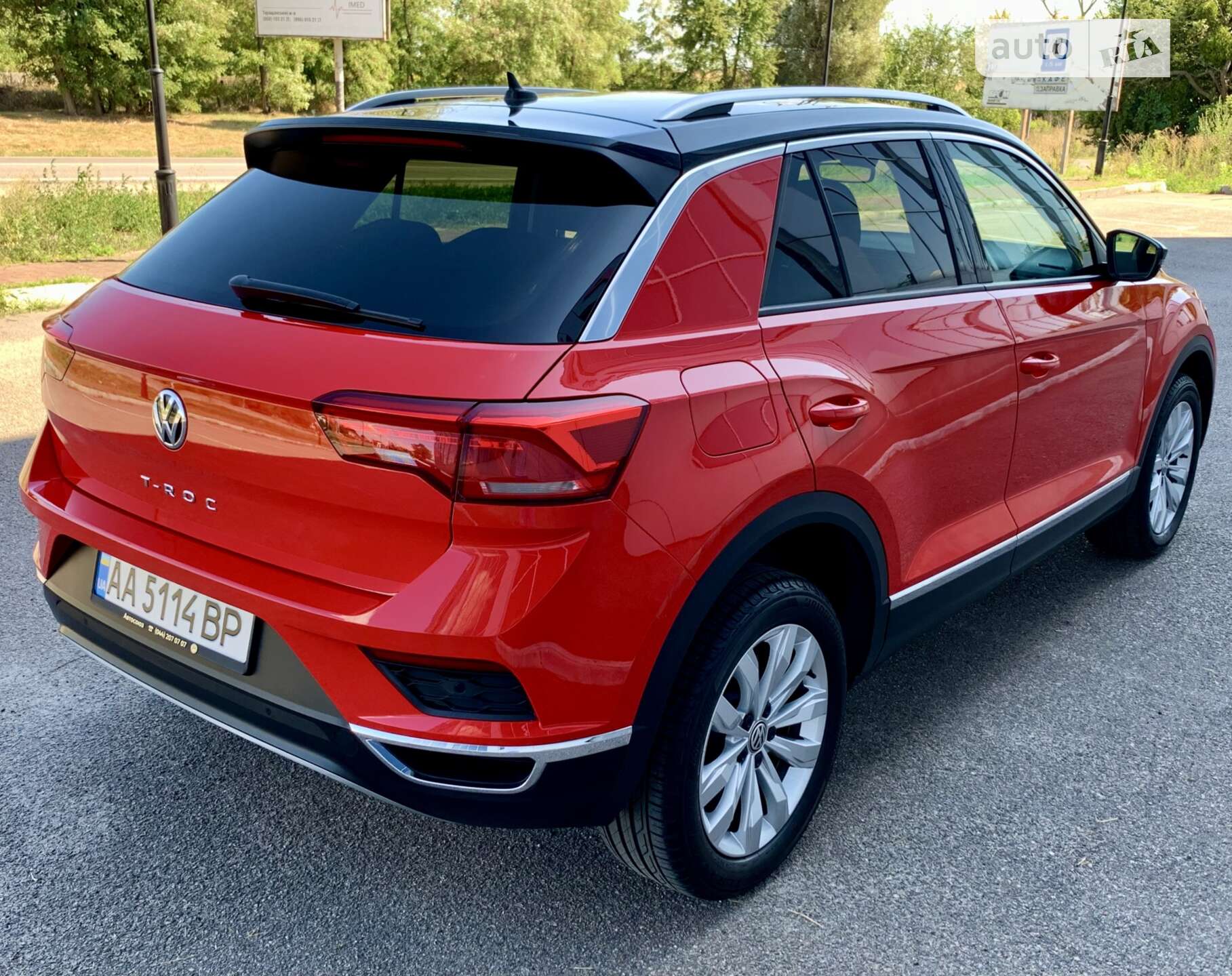 Volkswagen T-Roc 2019 VIN WVGZZZA1ZKV174398 фото оголошення 14 з 56