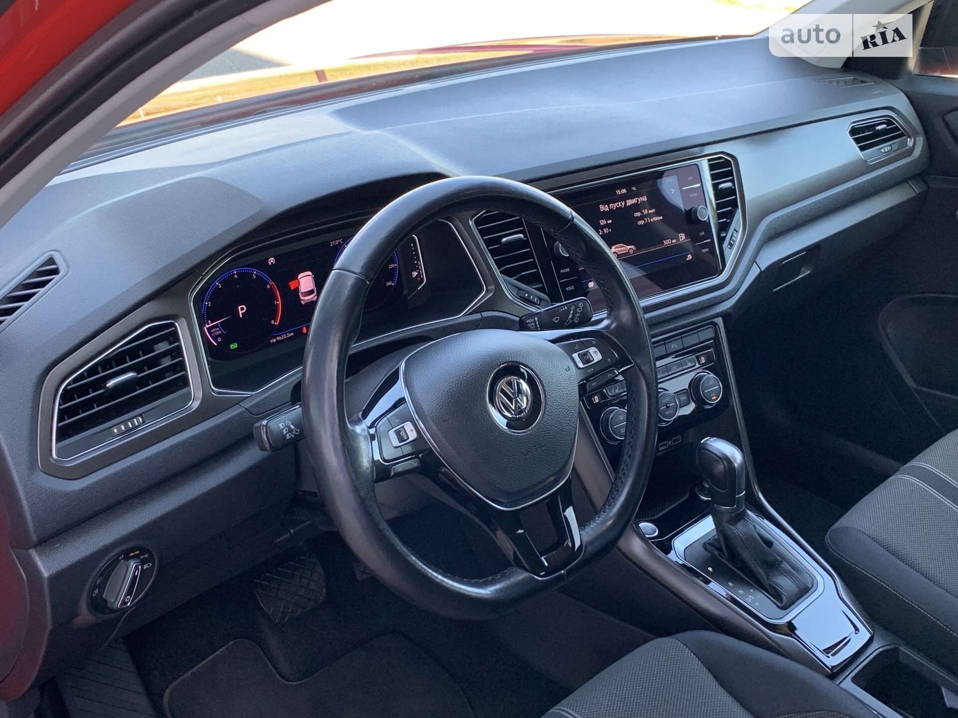 Volkswagen T-Roc 2019 VIN WVGZZZA1ZKV174398 фото оголошення 34 з 56