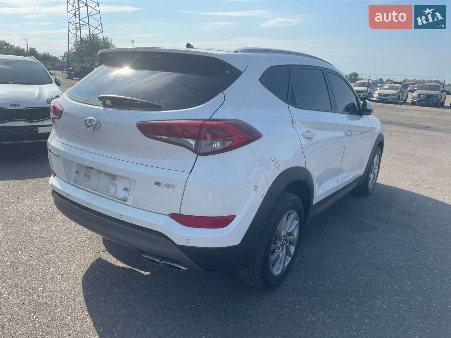 Hyundai Tucson 2015 VIN KMHJ381ABGU104625 фото оголошення 2 з 12