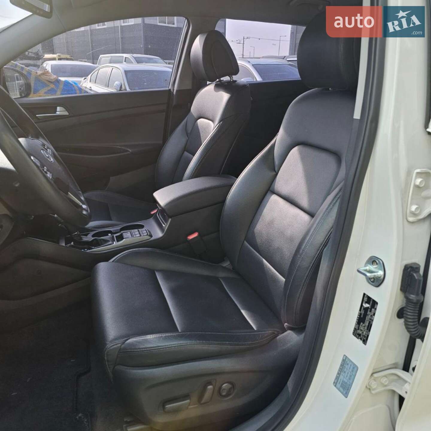 Hyundai Tucson 2015 VIN KMHJ381ABGU104625 фото оголошення 8 з 12
