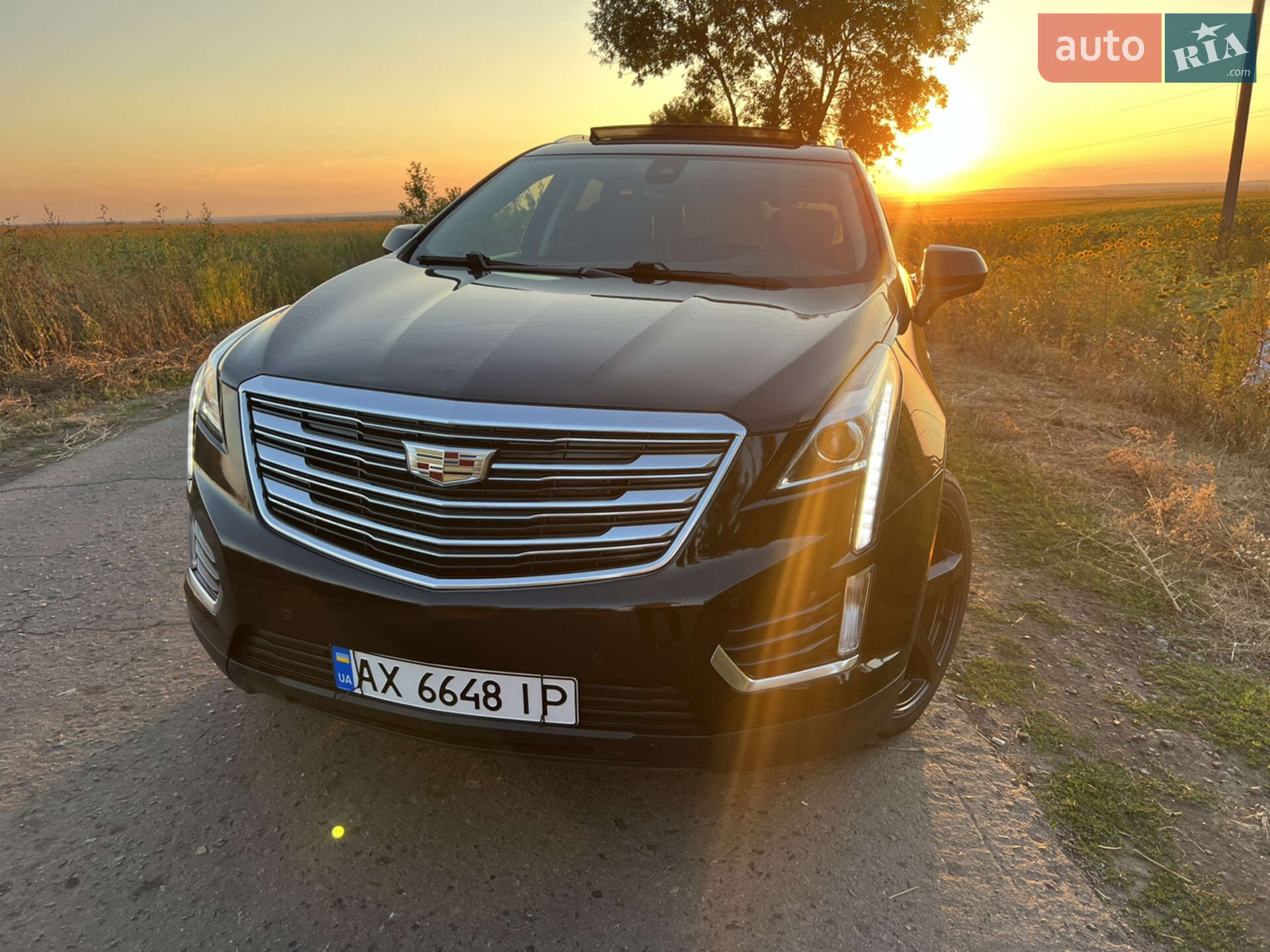 Cadillac XT5 2018 VIN 1GYKNDRS0KZ113705 фото оголошення 14 з 42