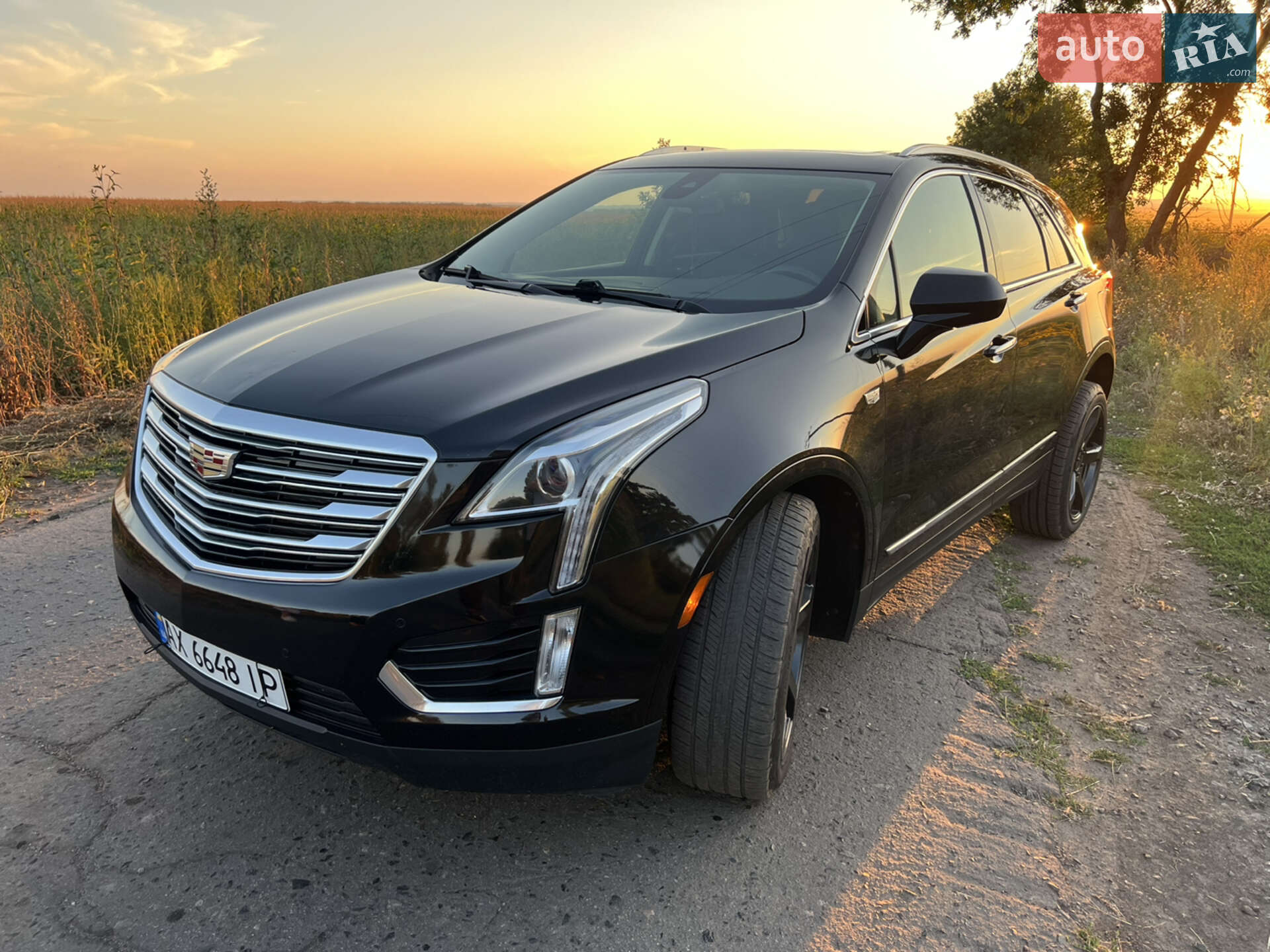 Cadillac XT5 2018 VIN 1GYKNDRS0KZ113705 фото оголошення 16 з 42
