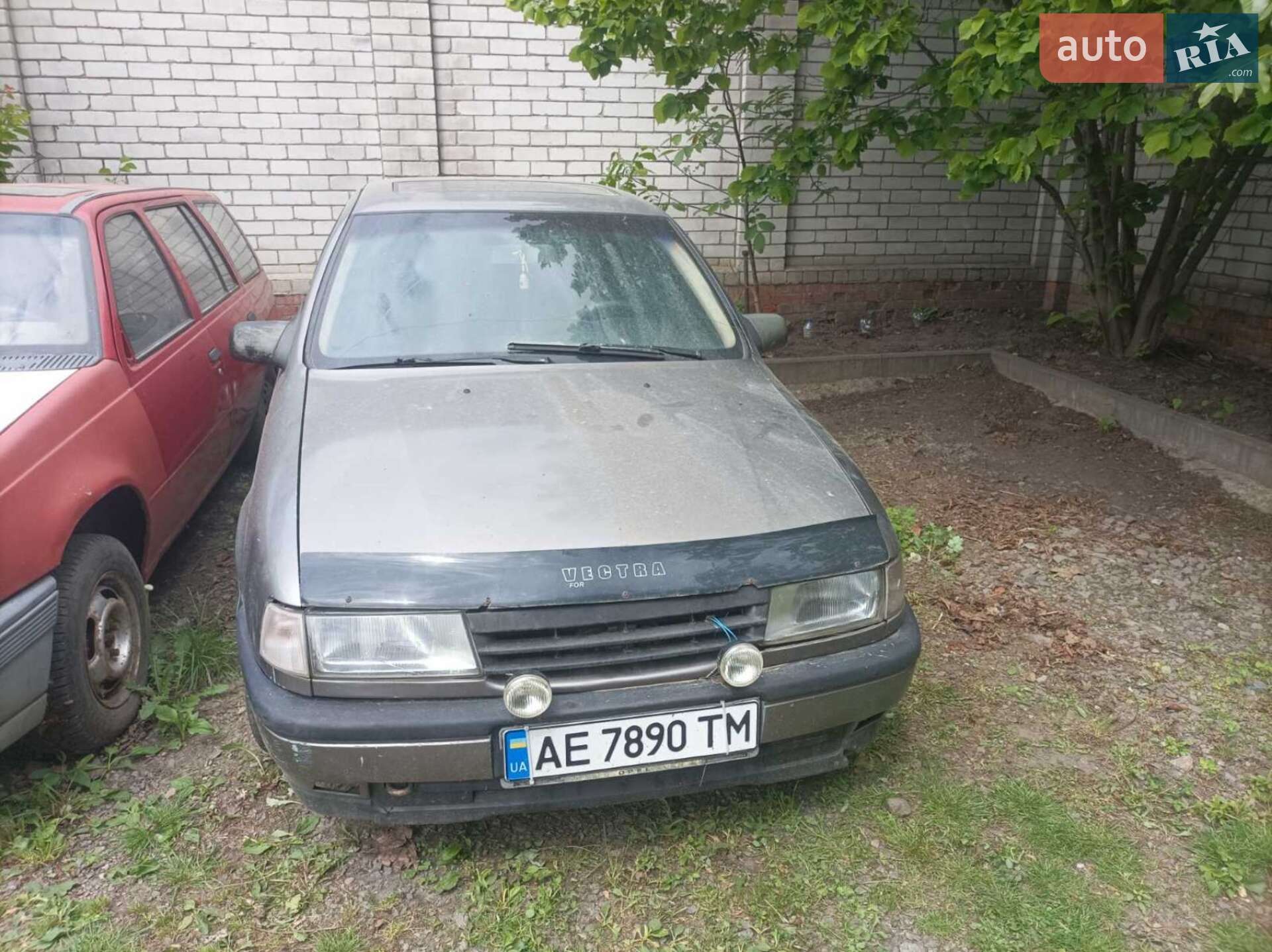 Opel Vectra 1989 VIN W0L000087L1003293 фото оголошення 3 з 11