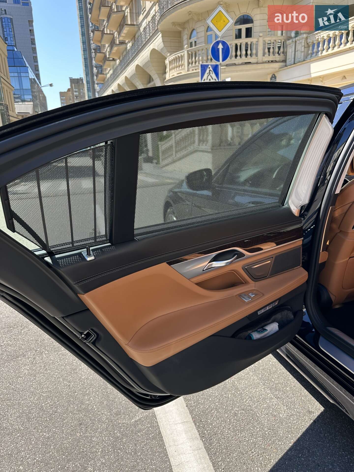 BMW 7 Series 2017 VIN WBA7F21060G781800 фото оголошення 98 з 116