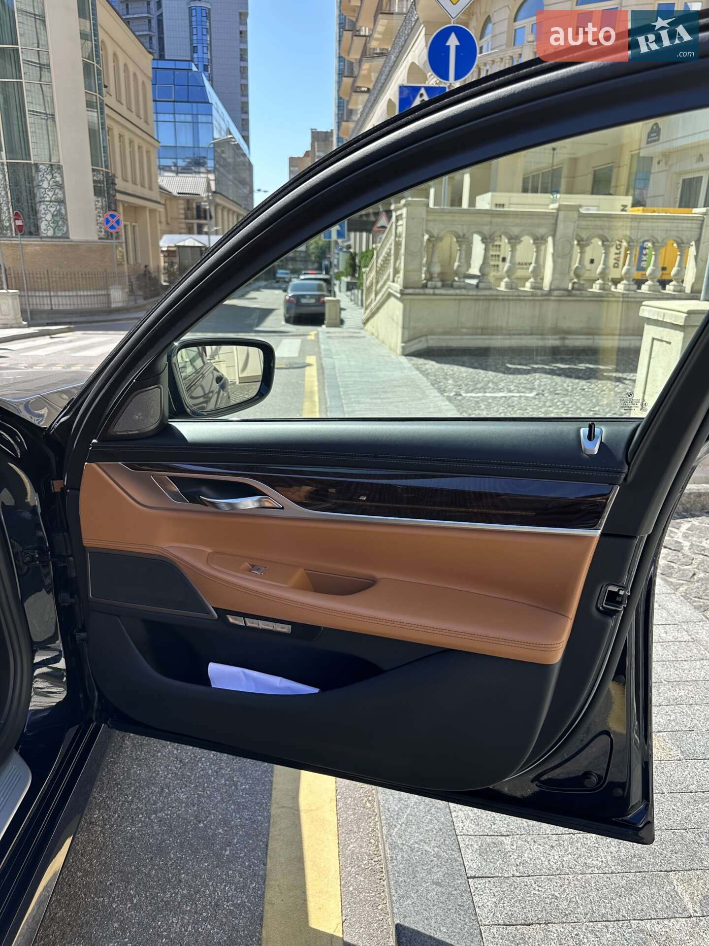 BMW 7 Series 2017 VIN WBA7F21060G781800 фото оголошення 106 з 116