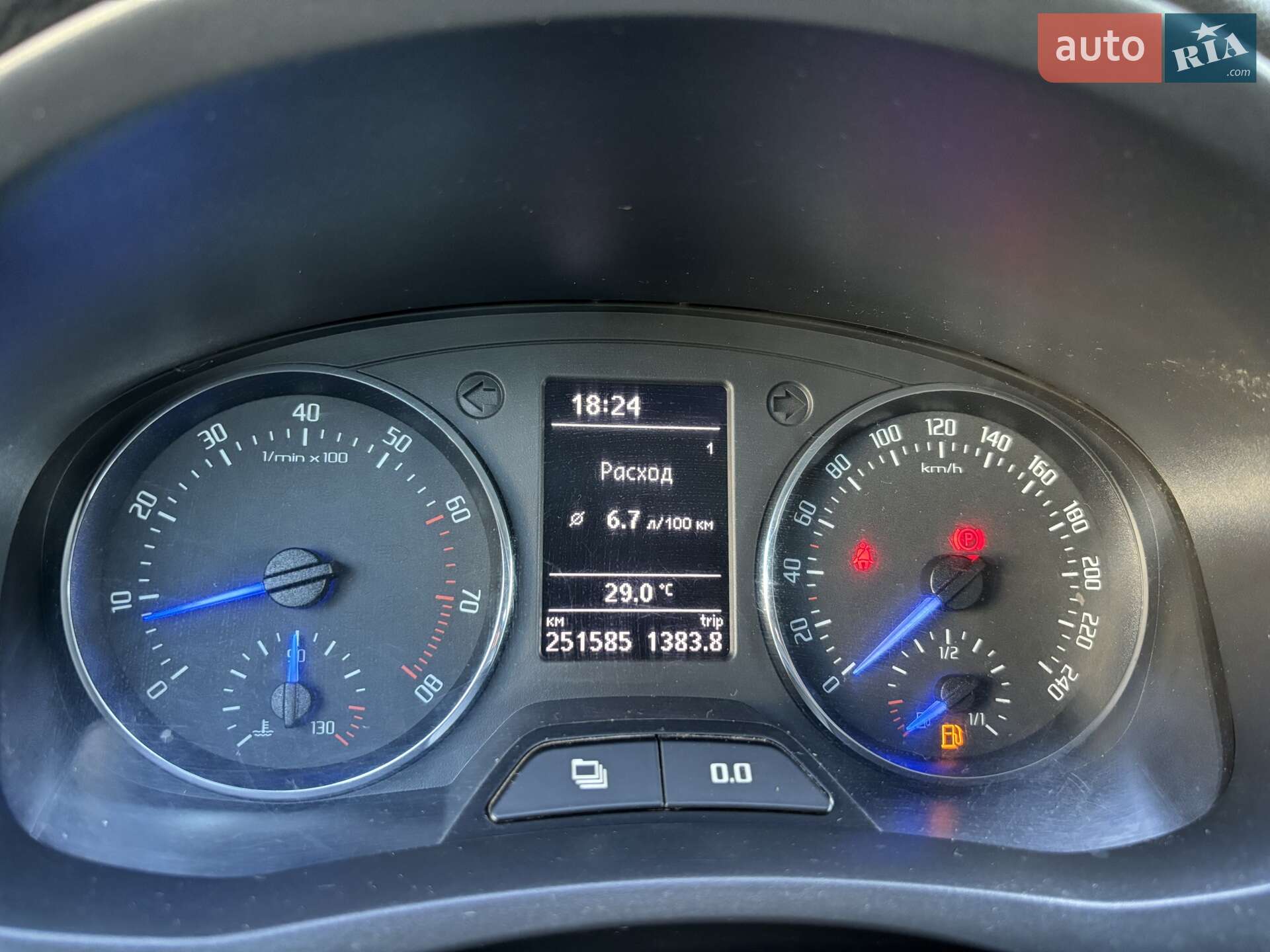 Skoda Roomster 2011 VIN TMBNM25JXC7023630 фото оголошення 17 з 31
