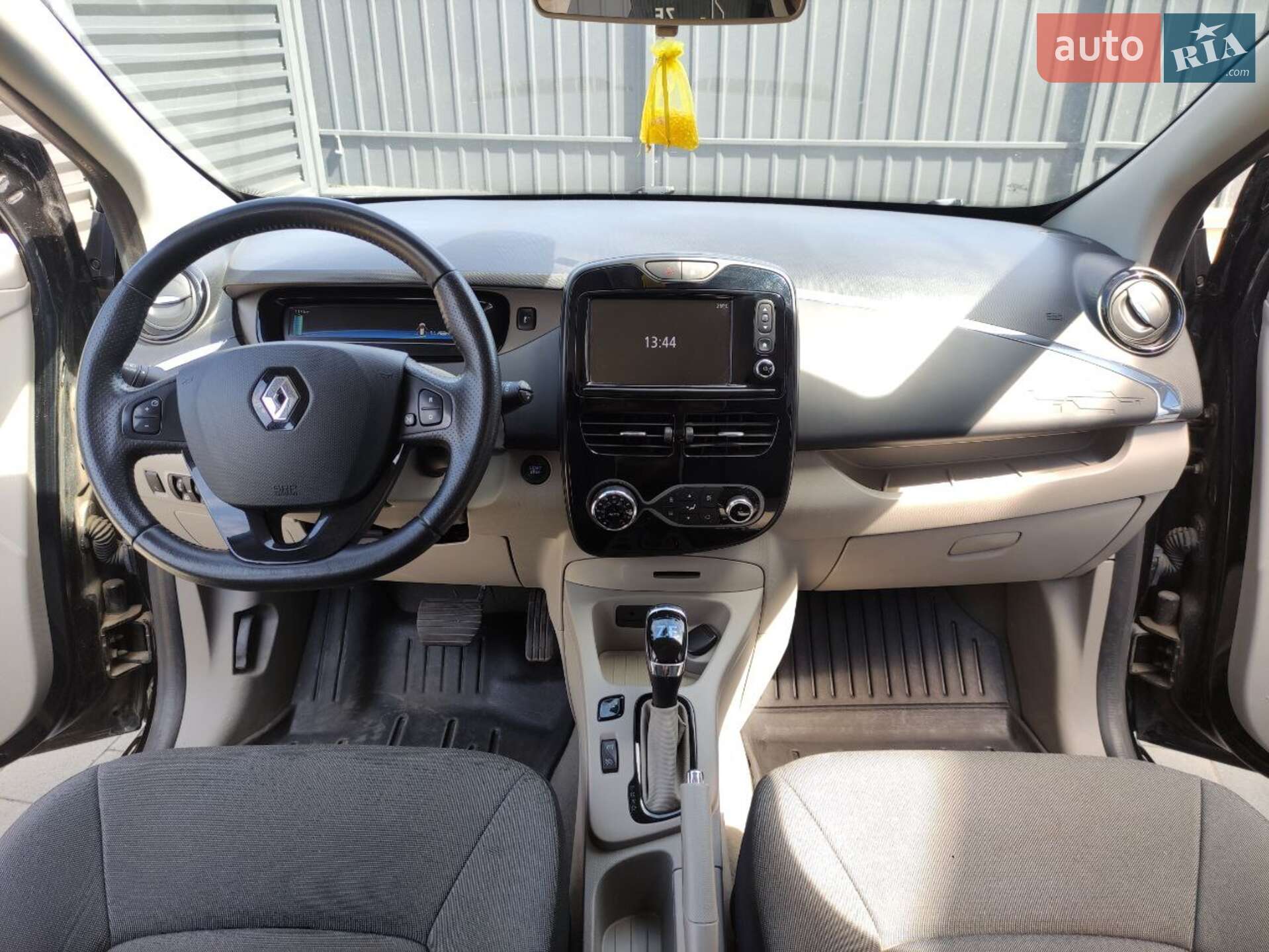 Renault Zoe 2014 VIN VF1AGVYA051937413 фото оголошення 15 з 26