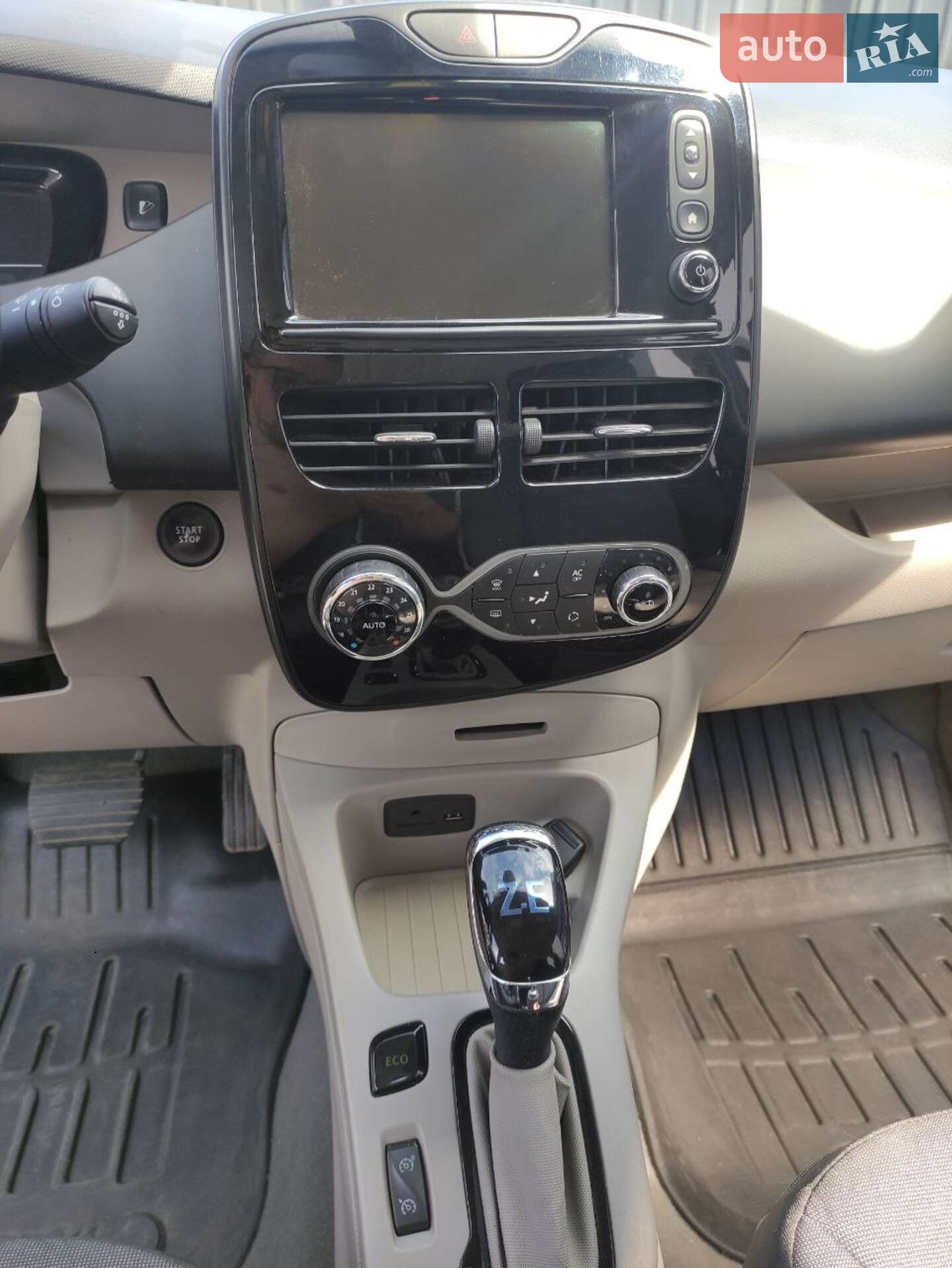 Renault Zoe 2014 VIN VF1AGVYA051937413 фото оголошення 19 з 26