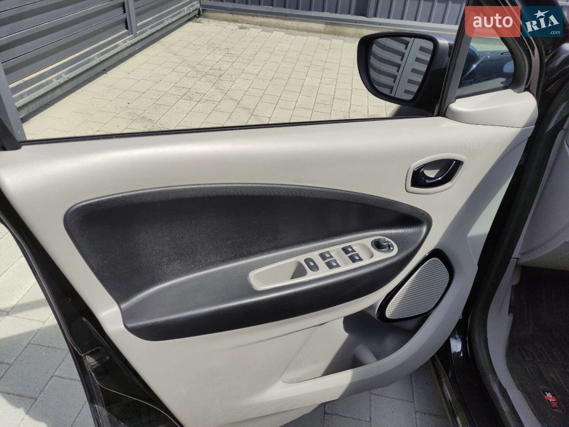 Renault Zoe 2014 VIN VF1AGVYA051937413 фото оголошення 20 з 26