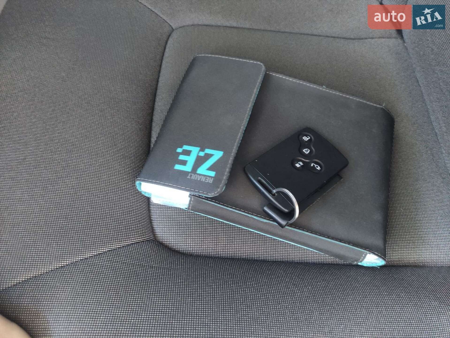 Renault Zoe 2014 VIN VF1AGVYA051937413 фото оголошення 26 з 26