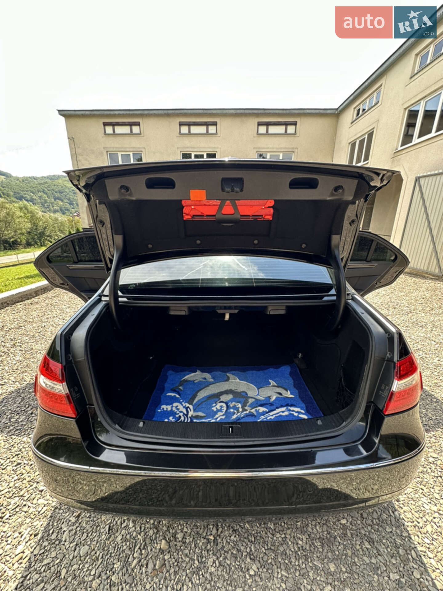 Mercedes-Benz E-Class 2011 VIN WDD2120021A347170 фото оголошення 13 з 23