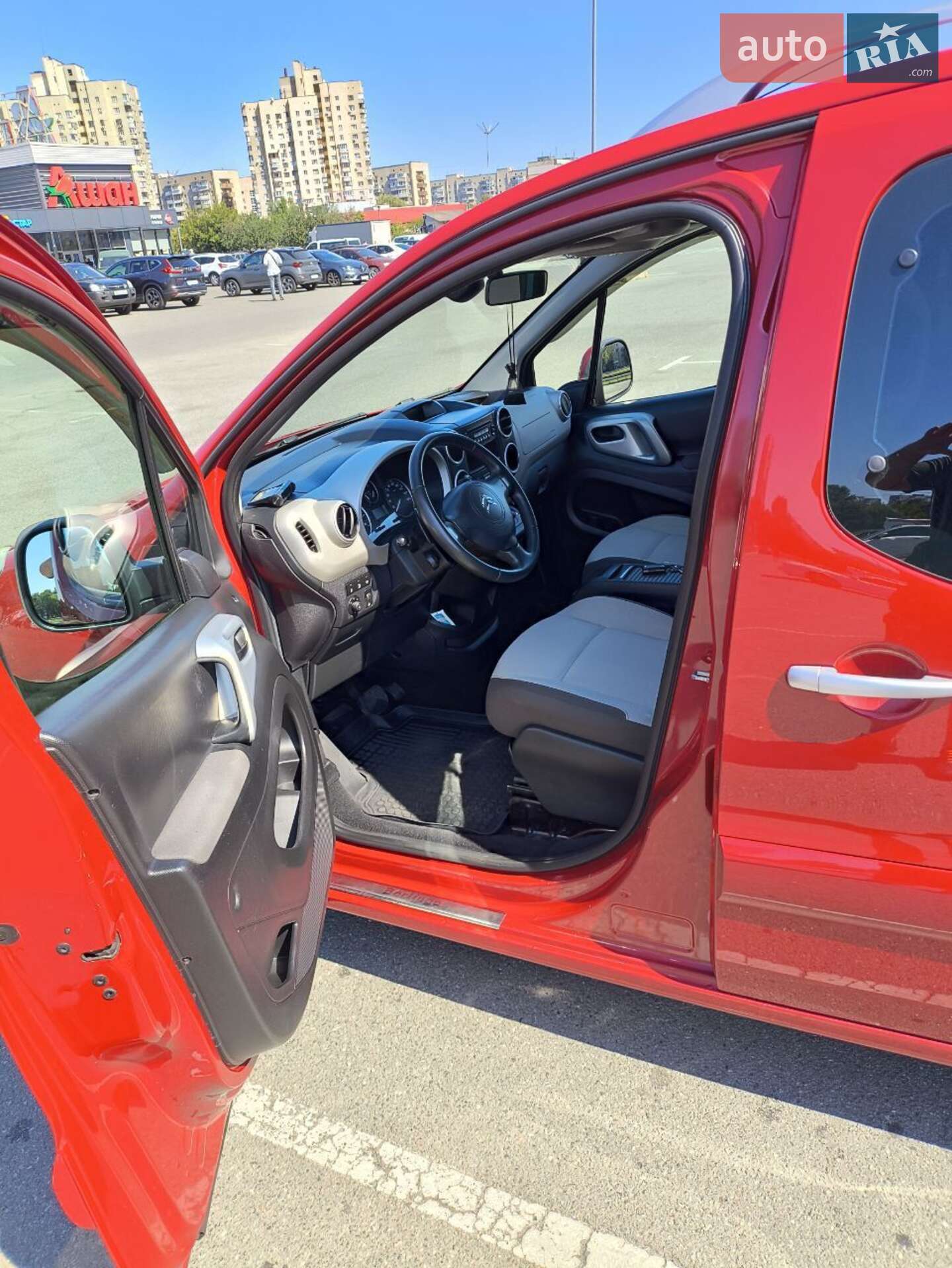 Citroen Berlingo 2014 VIN VF77J9HP8EJ641645 фото оголошення 12 з 26