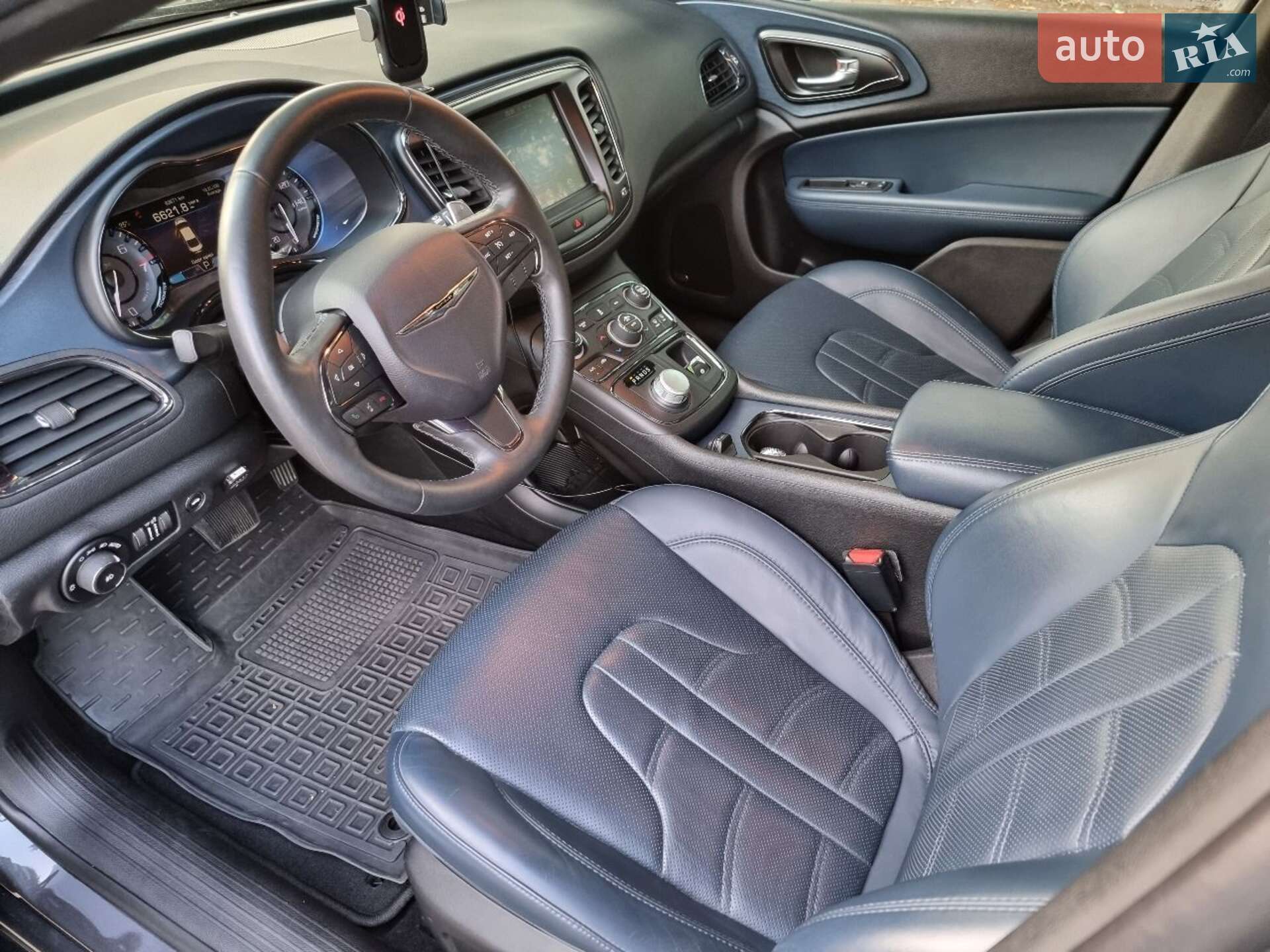 Chrysler 200 2016 VIN 1C3CCCDG4GN184048 фото оголошення 6 з 10