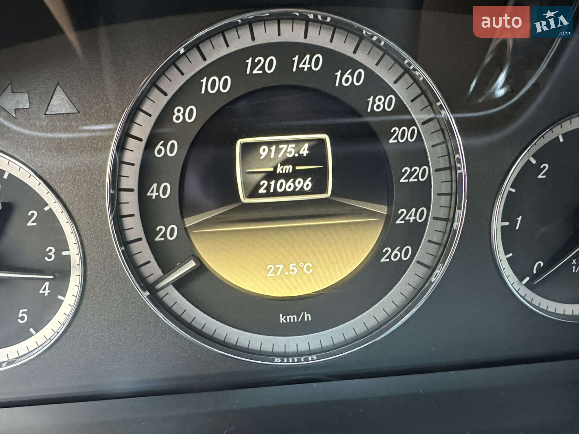 Mercedes-Benz E-Class 2012 VIN WD02120051A851771 фото оголошення 9 з 9