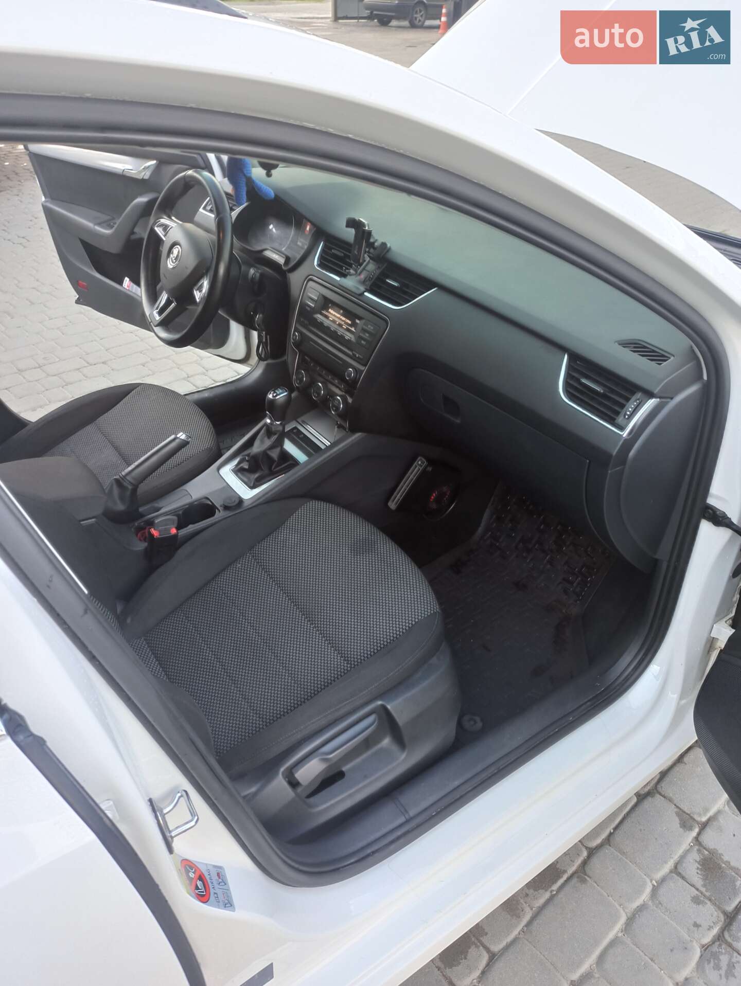 Skoda Octavia 2014 VIN TMBLG9NE3E0217597 фото оголошення 25 з 39